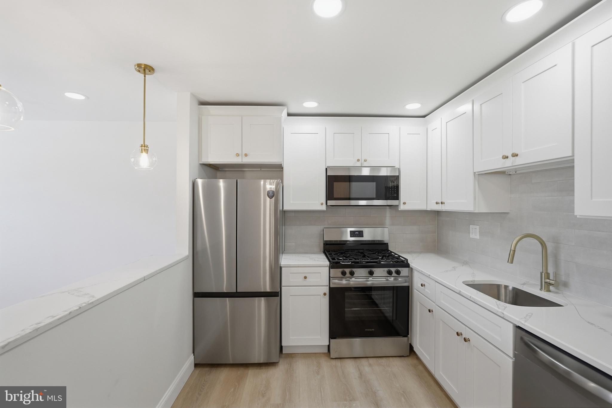 MODENA PARK - Residential