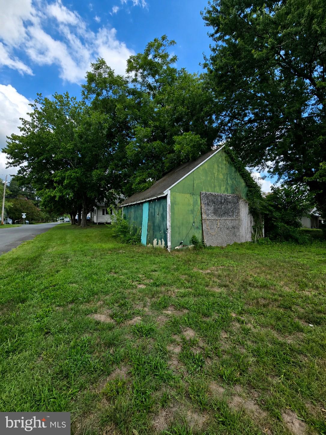 CHESAPEAKE HEIGHTS - Residential
