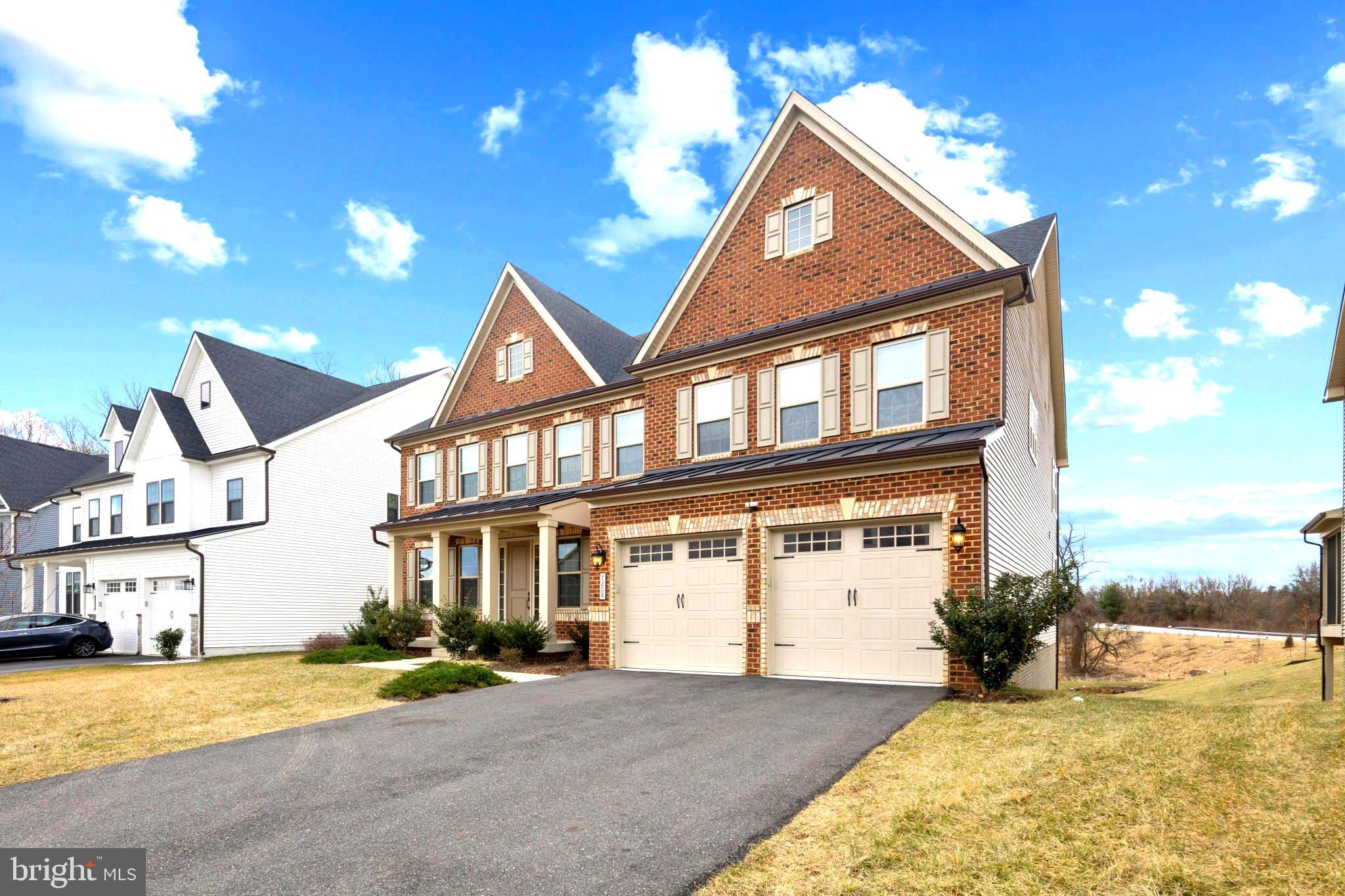 CEDAR CREEK - Residential