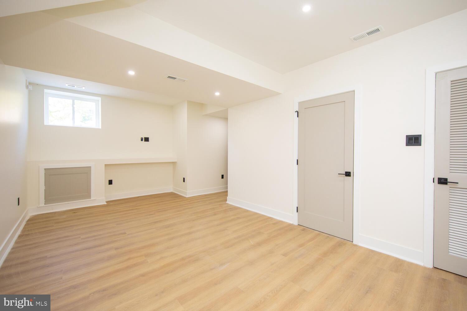 MT AIRY (WEST) - Residential