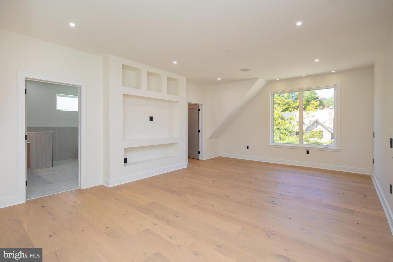 MT AIRY (WEST) - Residential