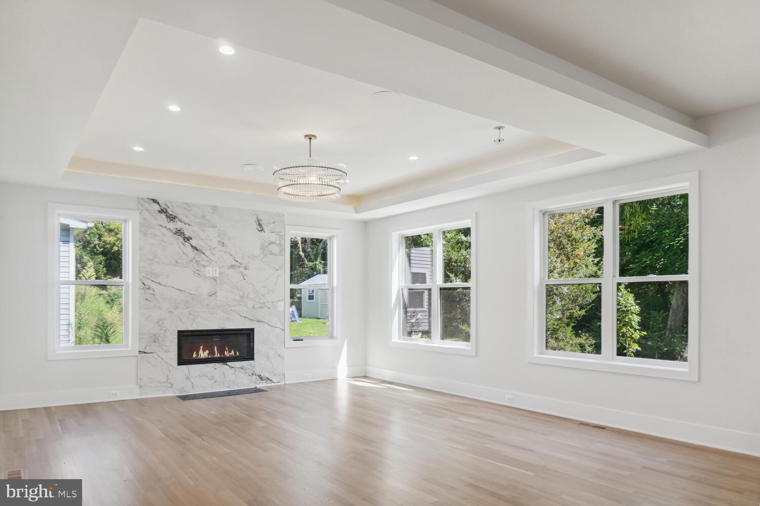 BEL AIR - Residential
