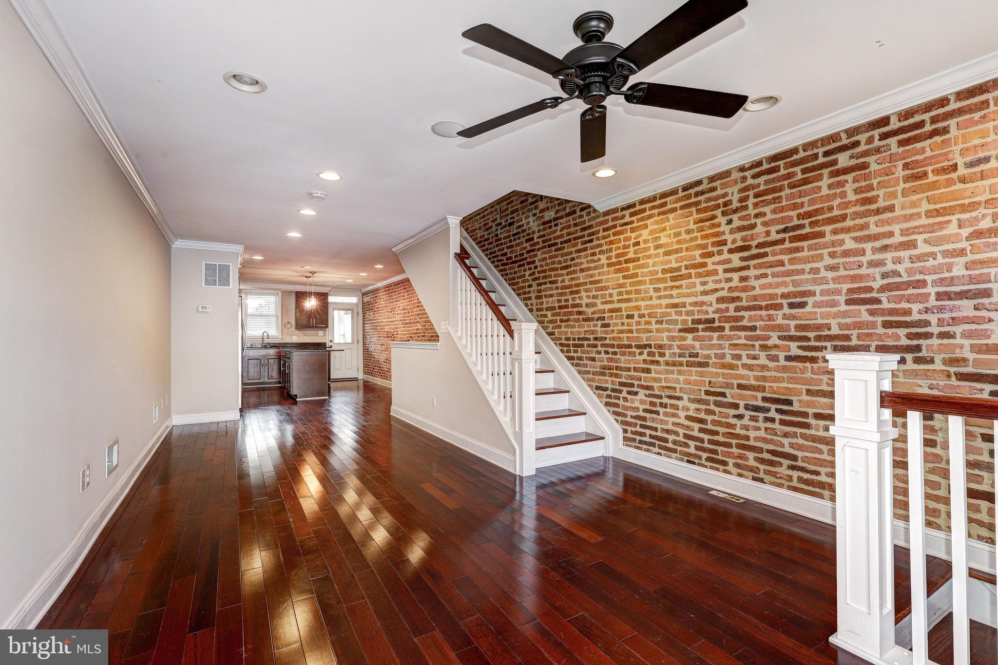 HIGHLANDTOWN - Residential Lease