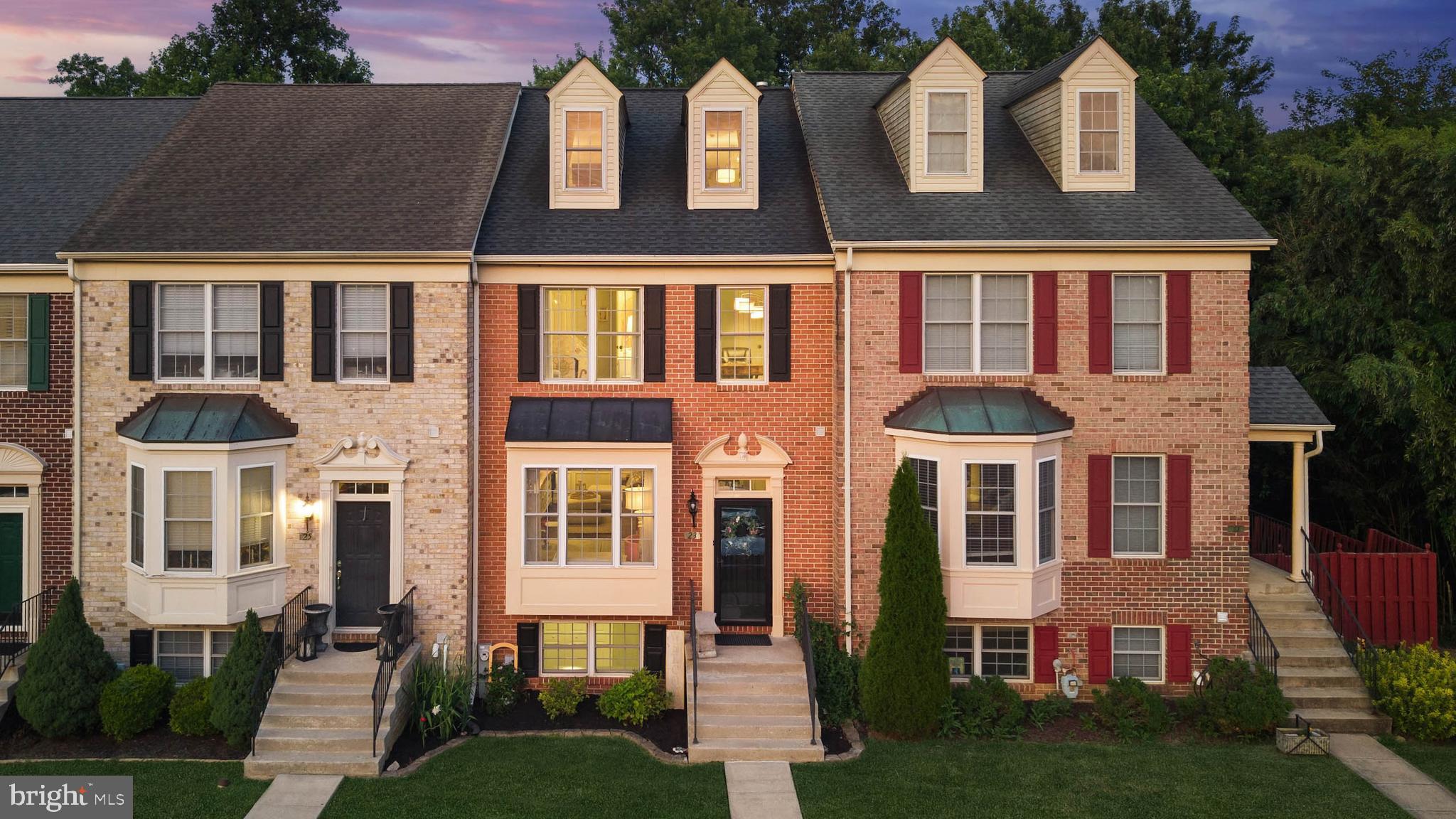 HUNTERS RUN - Residential