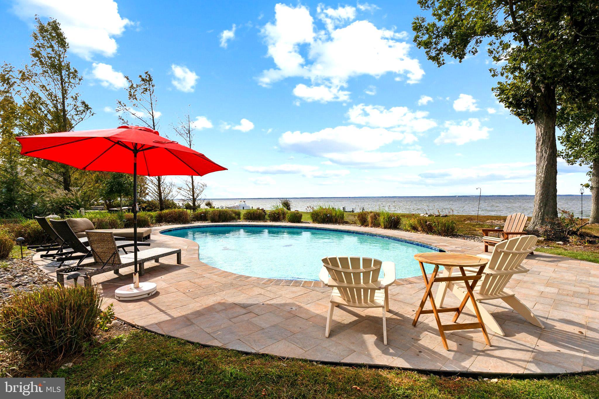 BLOODY POINT FARM - Residential