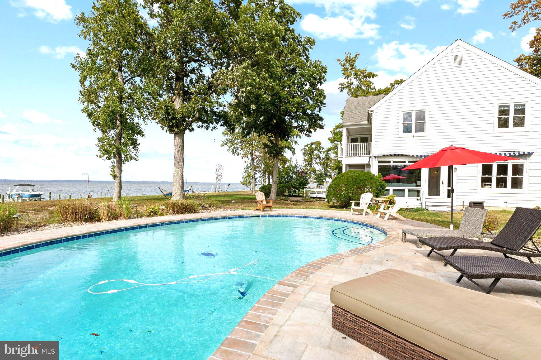 BLOODY POINT FARM - Residential