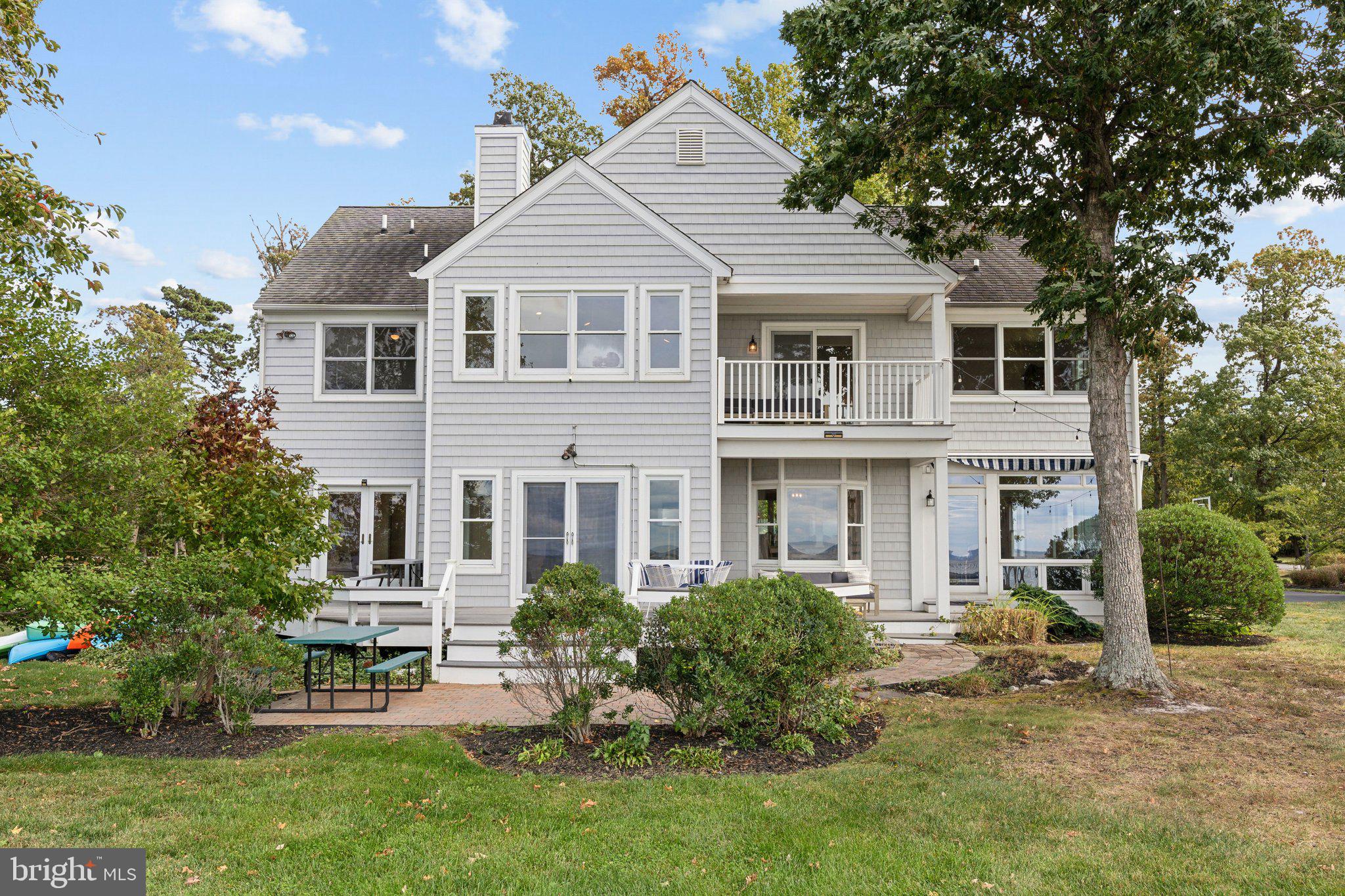 BLOODY POINT FARM - Residential