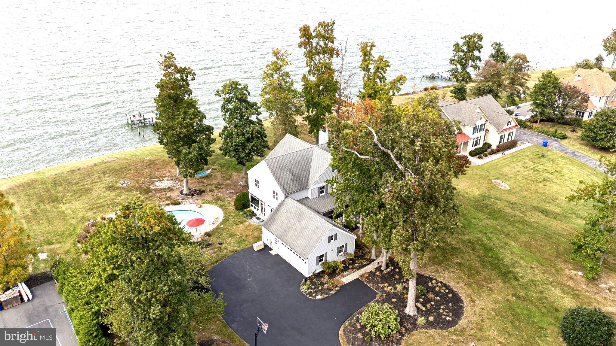BLOODY POINT FARM - Residential