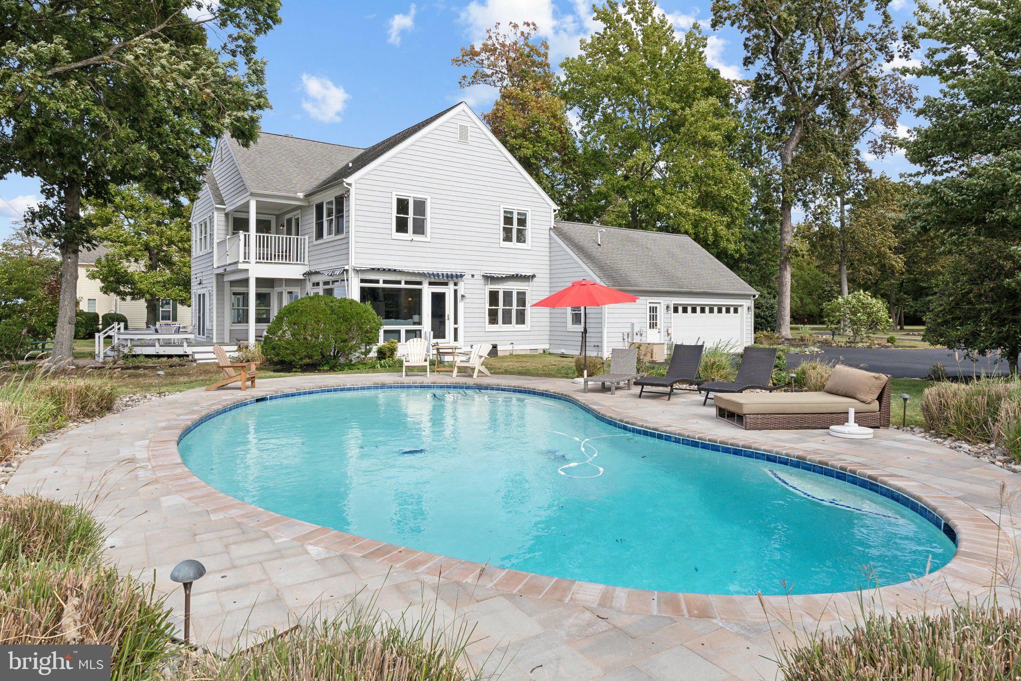 BLOODY POINT FARM - Residential