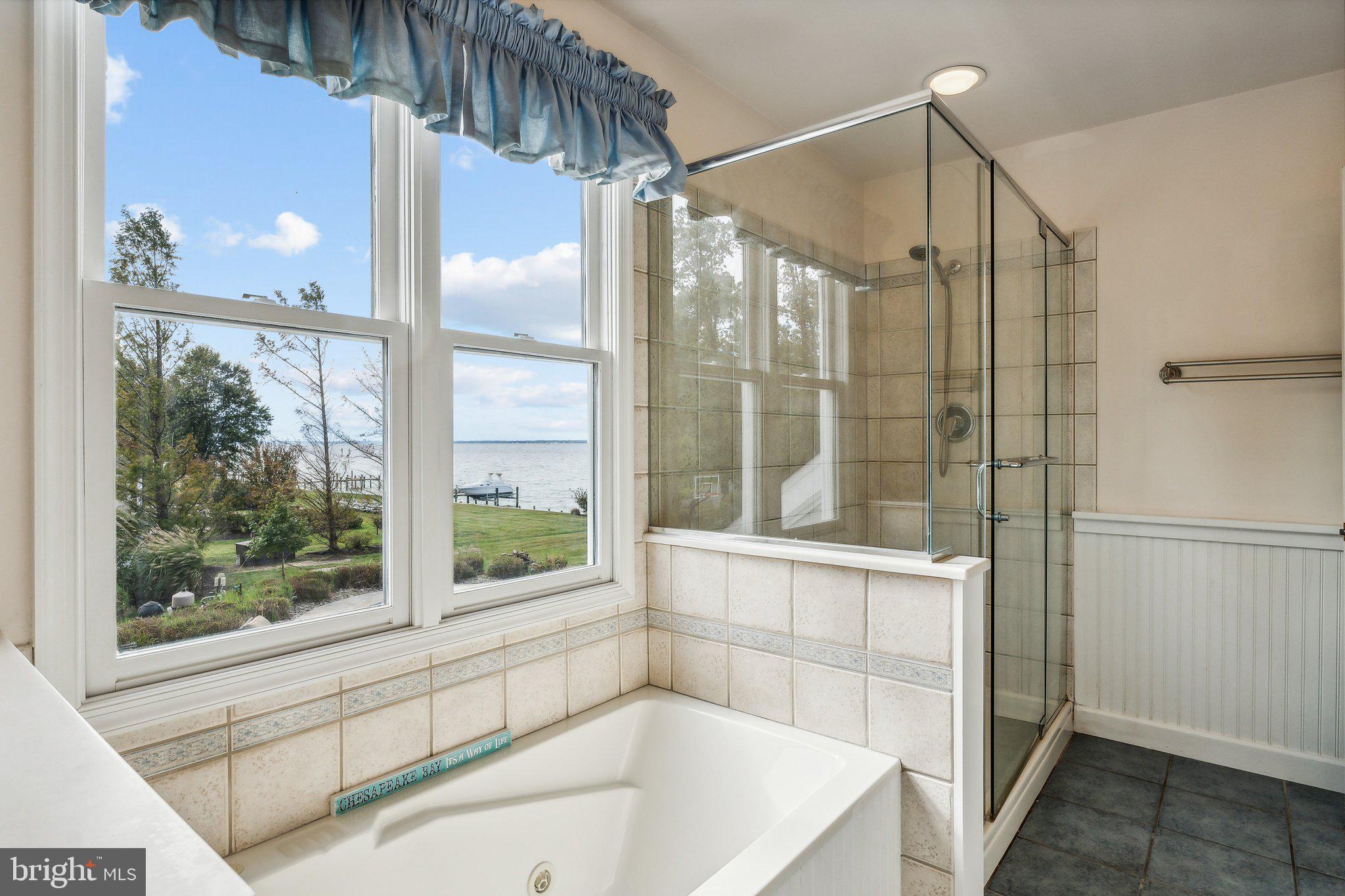 BLOODY POINT FARM - Residential