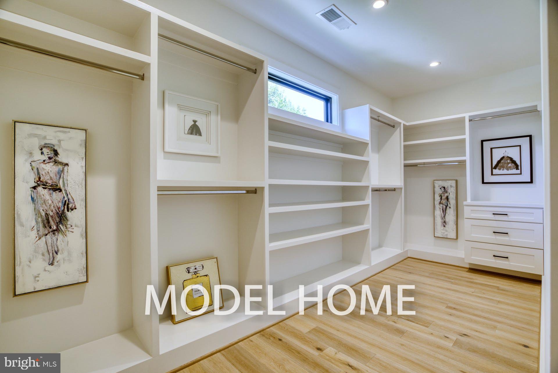 VIENNA WOODS - Residential