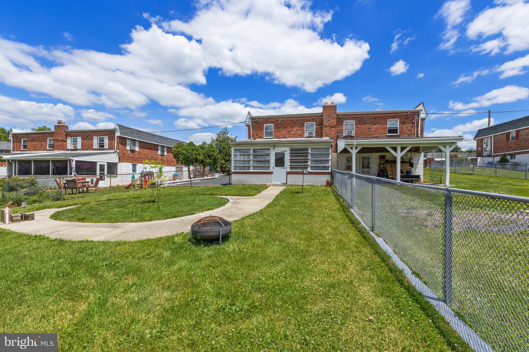 PLYMOUTH PARK - Residential