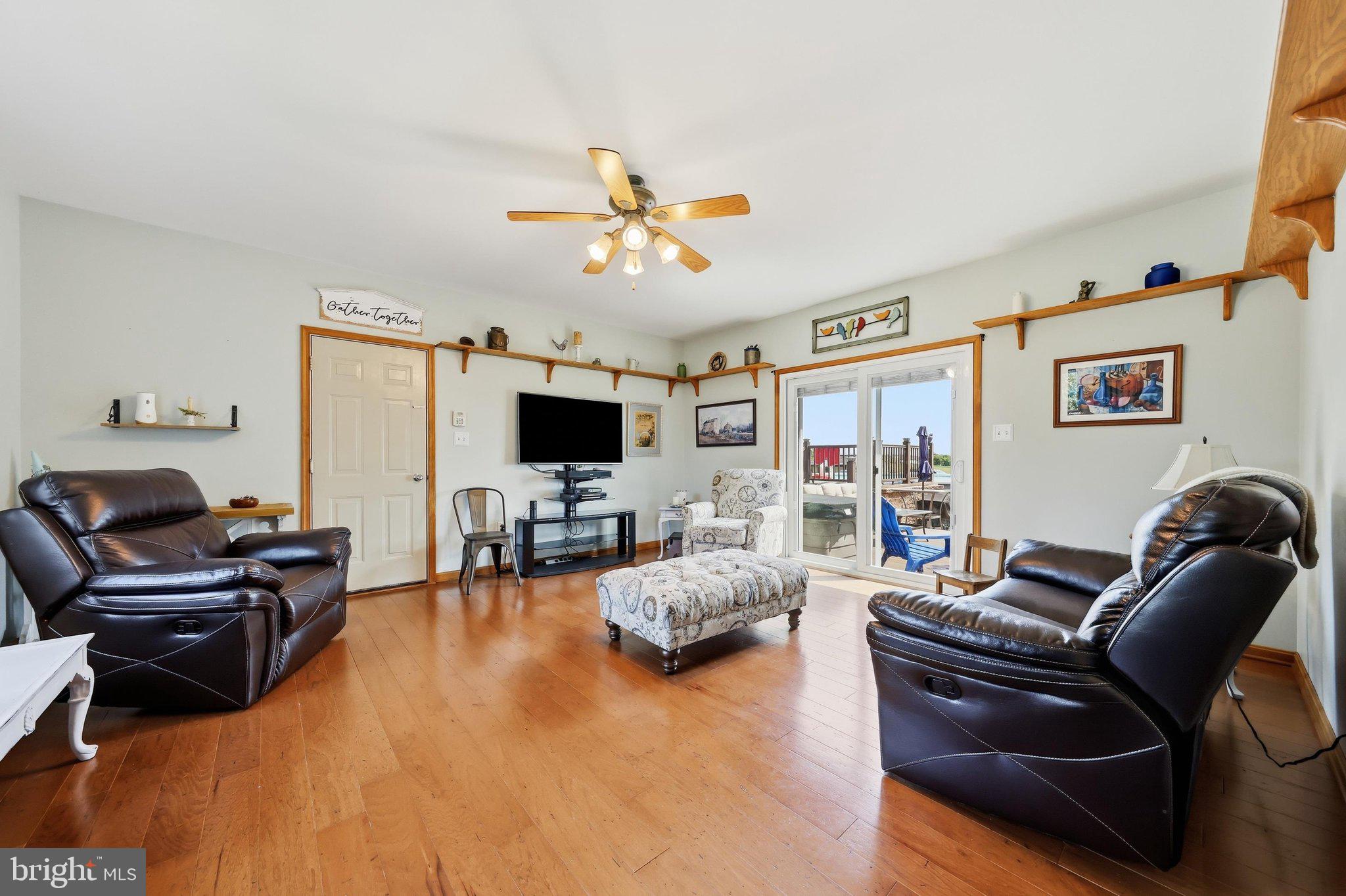 BROAD CREEK - Residential
