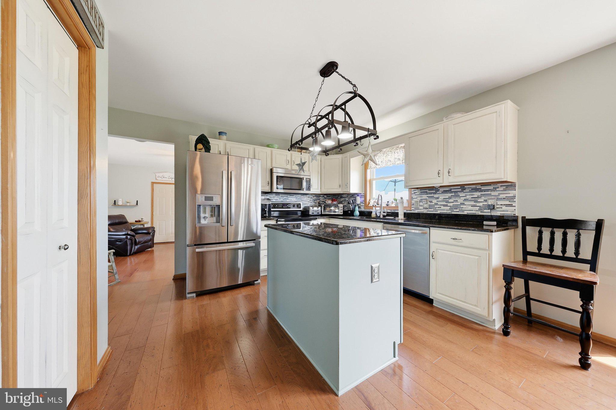 BROAD CREEK - Residential