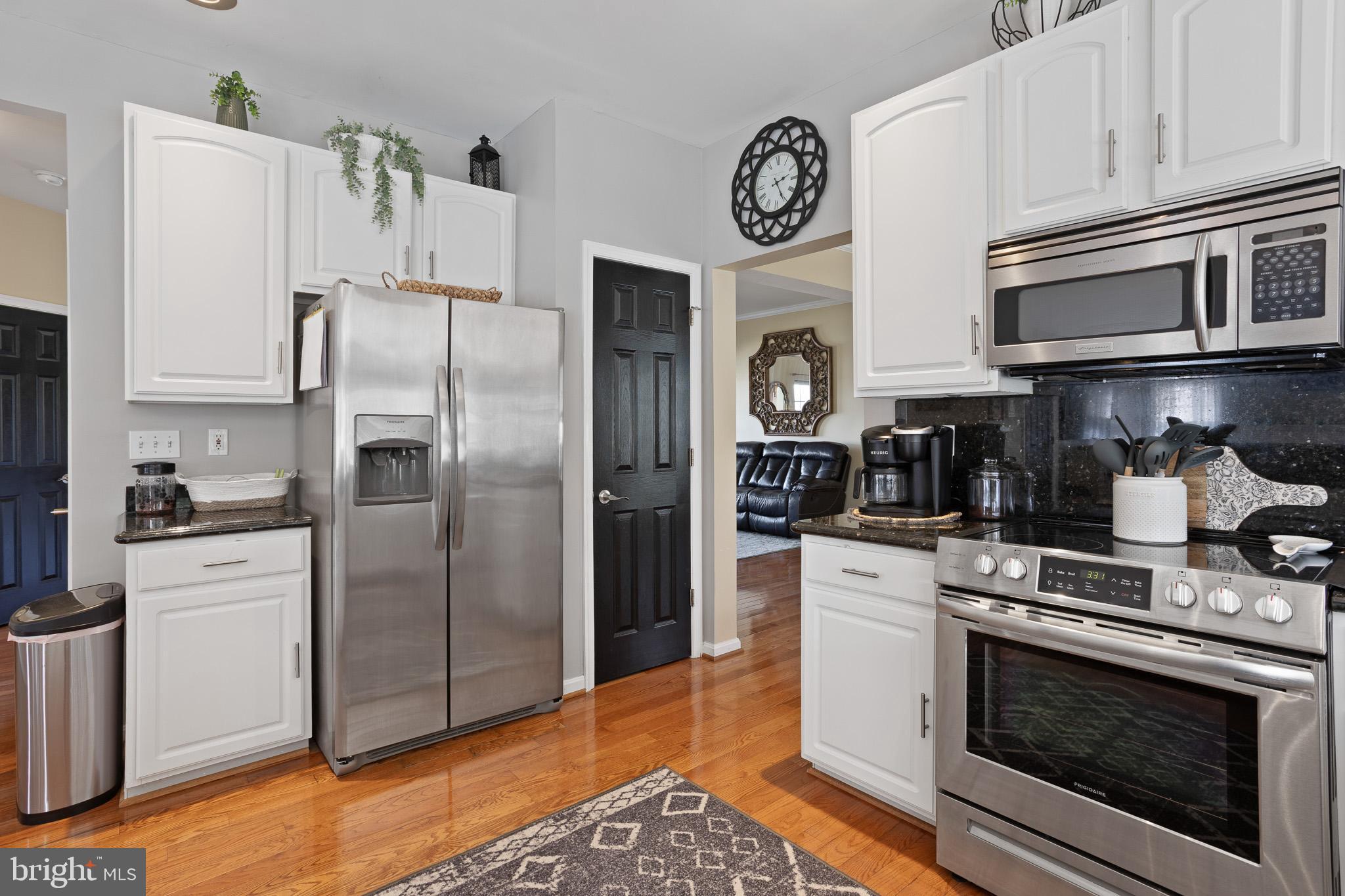 BAYVIEW HILLS - Residential