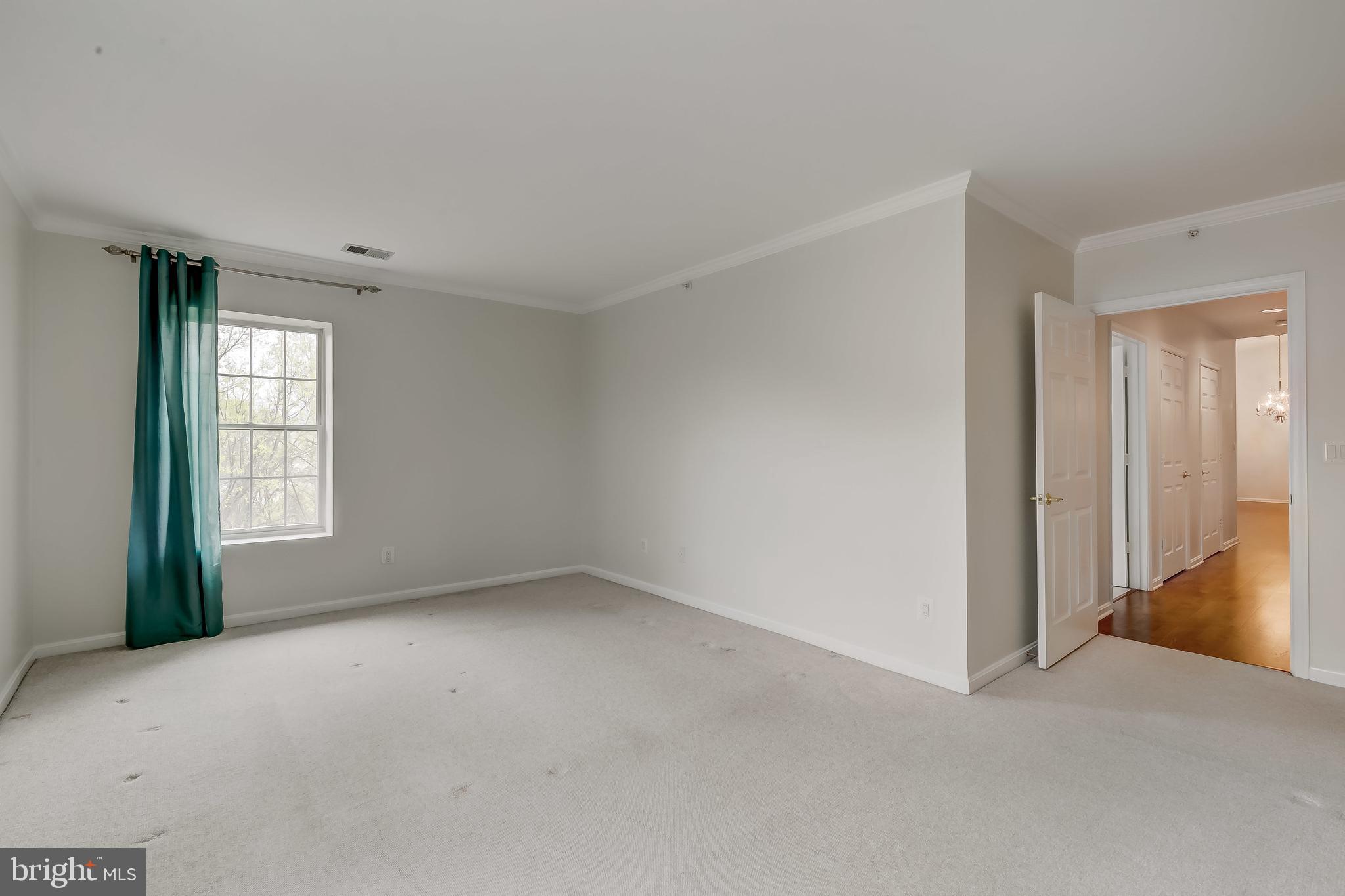ROSSLARE RIDGE - Residential