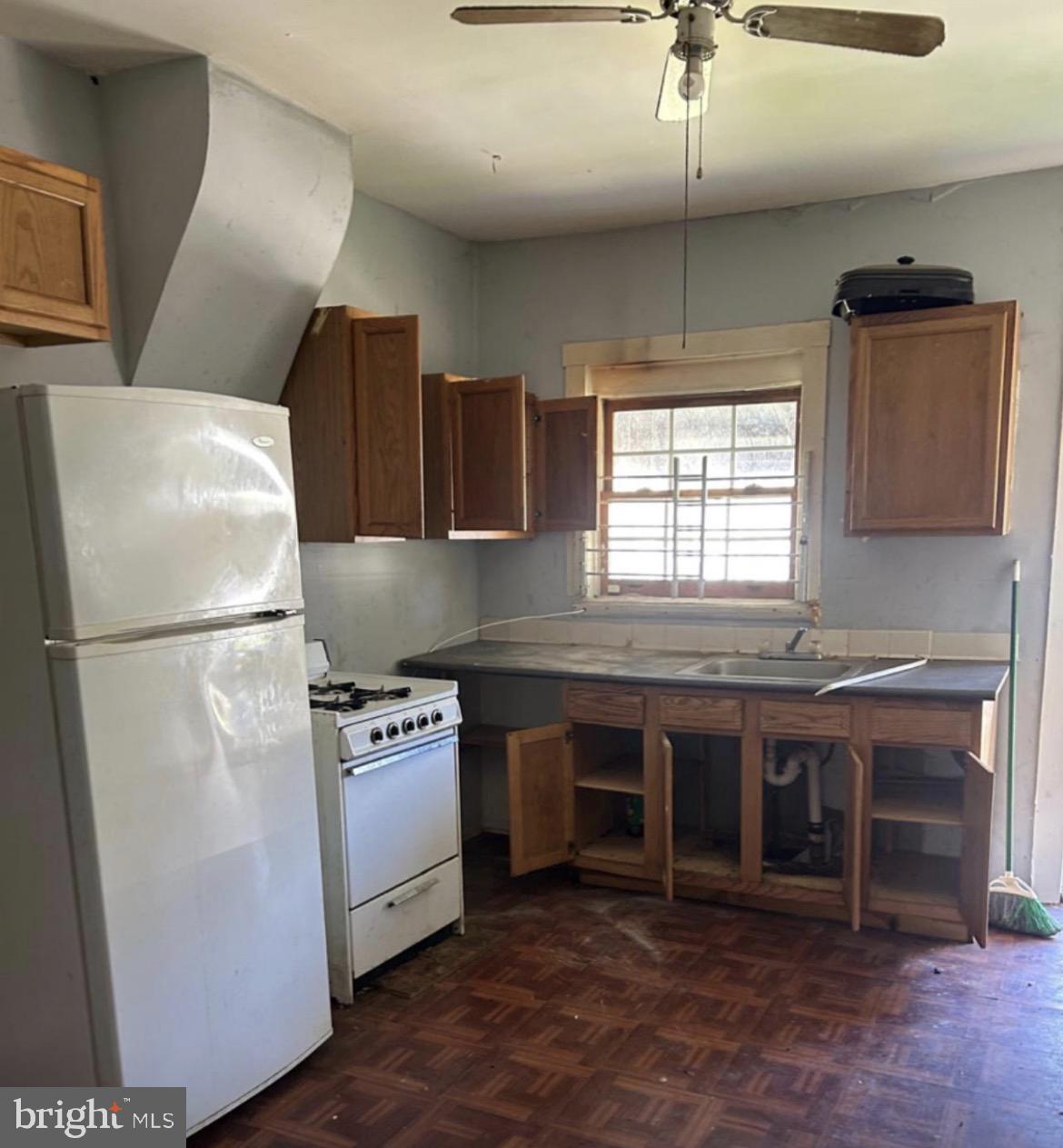 MONDAWMIN - Residential