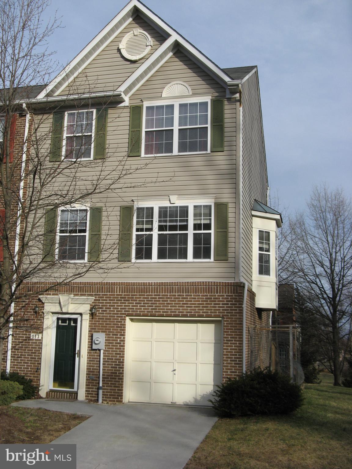 FOXRIDGE - Residential Lease