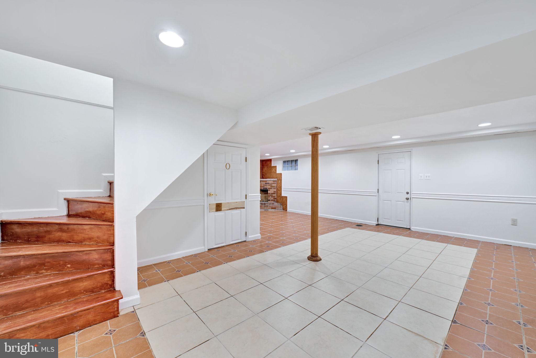 DUNGANNON - Residential