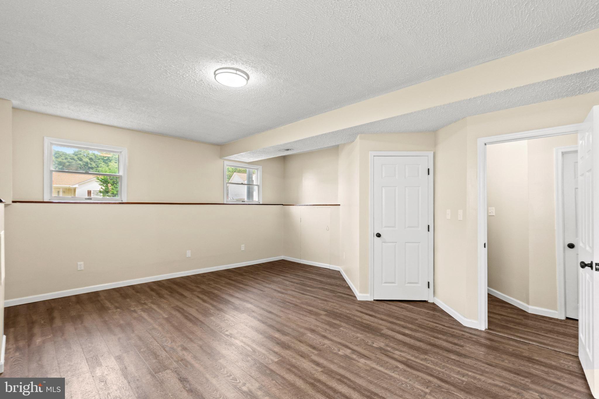 GREENBRIER - Residential
