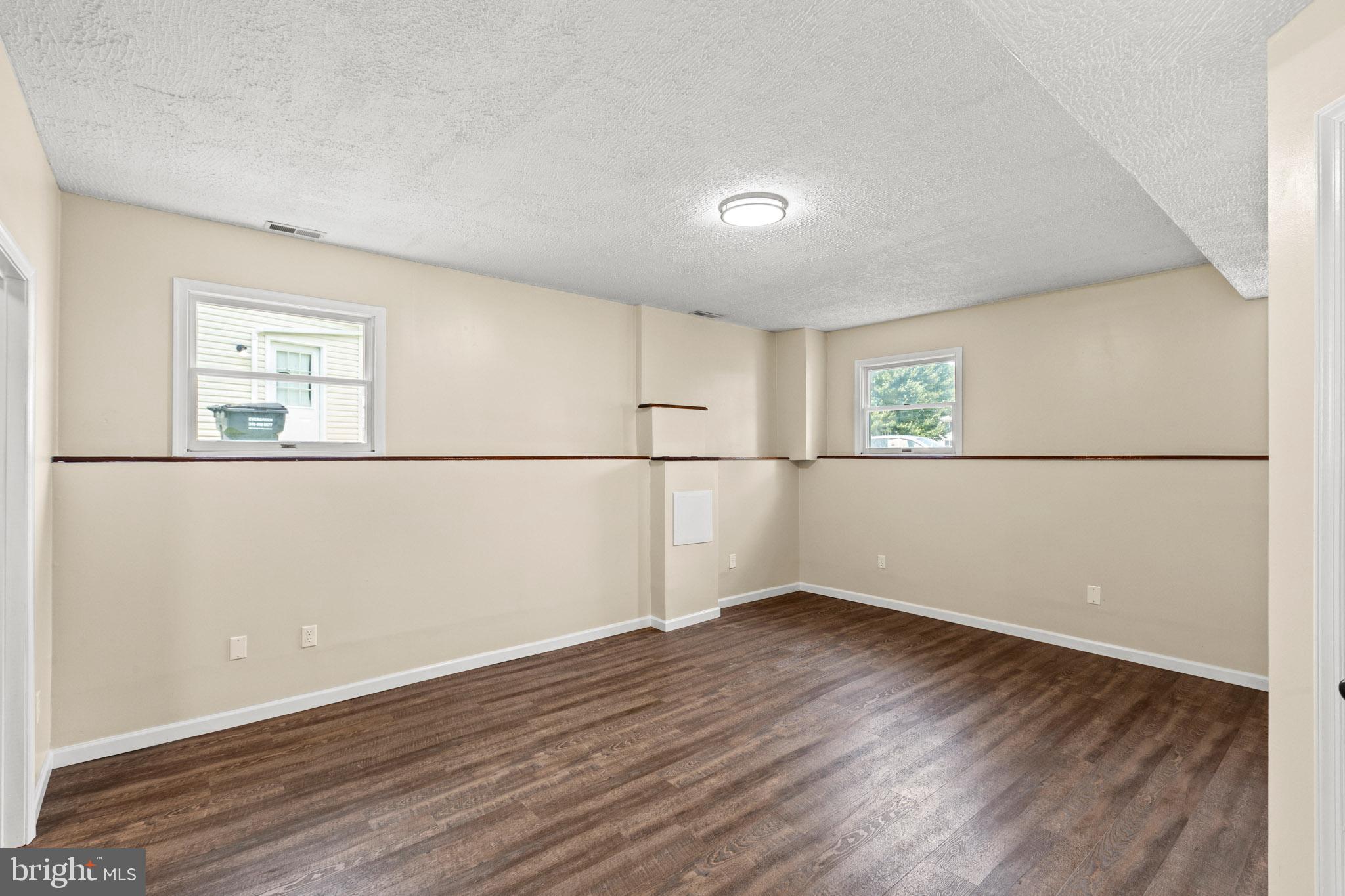 GREENBRIER - Residential