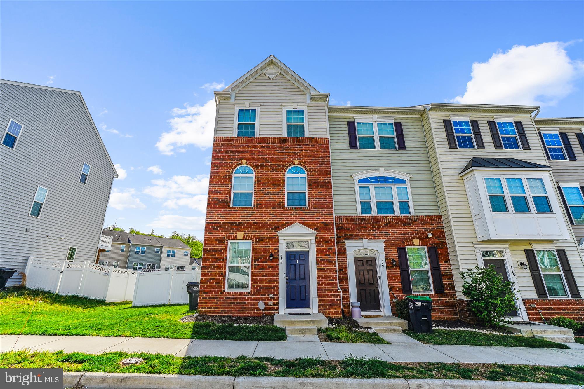 Beautiful three-level end-unit townhome located in Fredericksburg! The main level features a gourmet kitchen with stainless steel appliances, a spacious eat-in area, and access to the rear deck—perfect for outdoor entertaining. Enjoy a large, carpeted family room ideal for relaxing. Upstairs, you'll find three bedrooms, including a primary suite with a private, tiled ensuite bathroom. Two additional bedrooms share a full hallway bath. The lower level offers a versatile recreation room and a den, providing plenty of space for work or play. A fully fenced backyard and convenient in-unit laundry complete this charming home. Prime location just seconds from I-95 and Route 17—perfect for commuters. You're also just a quick drive to charming downtown Fredericksburg with its shops, dining, and historic sites!