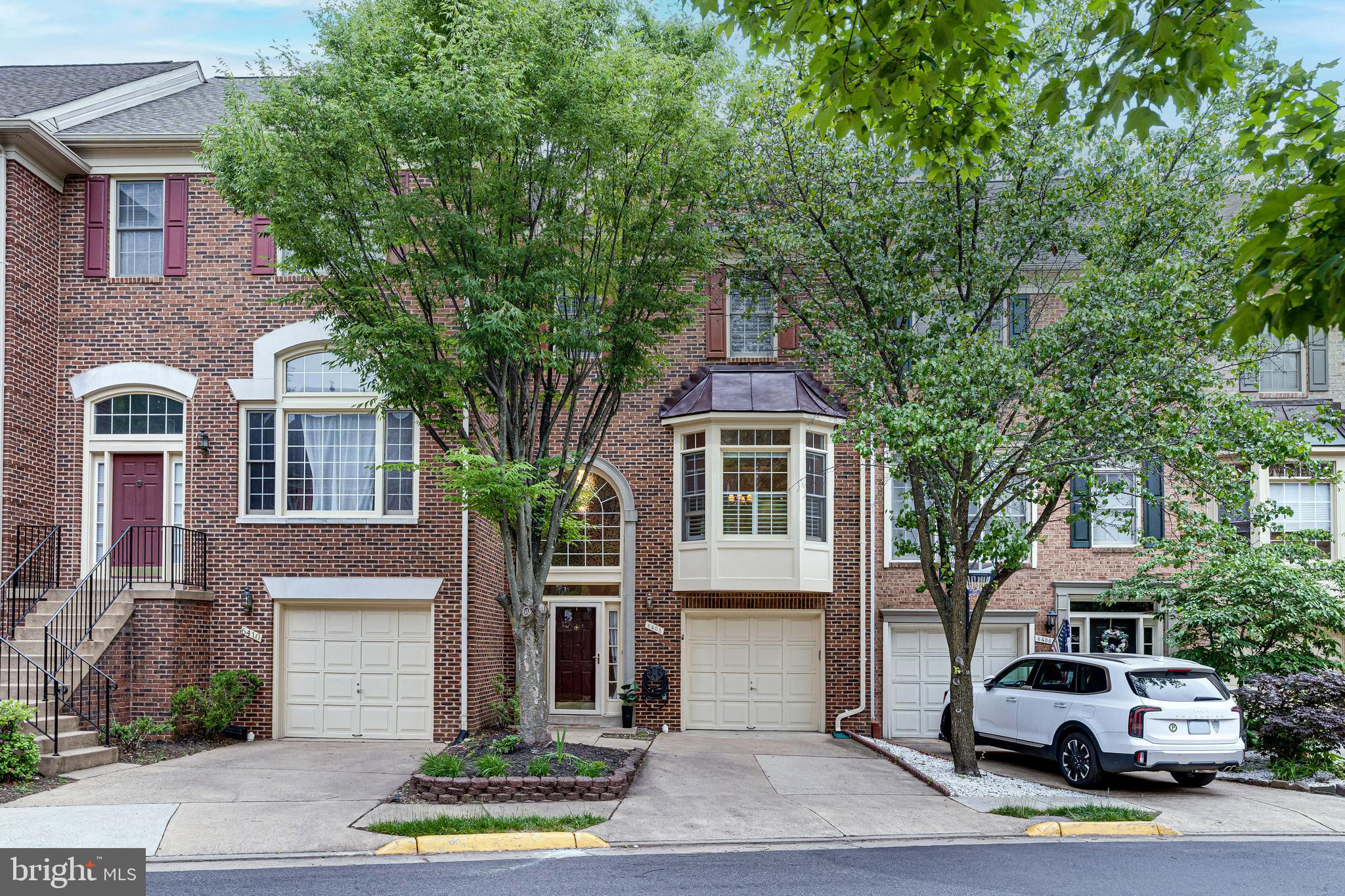 POTTERS GLEN - Residential Lease