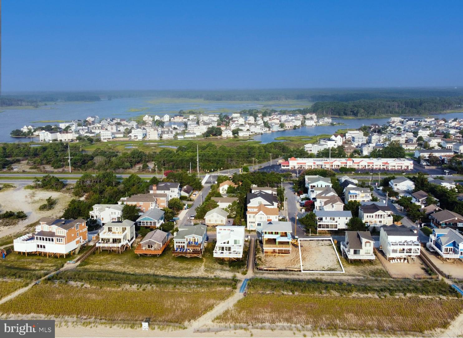 SOUTH BETHANY HARBOR - Land
