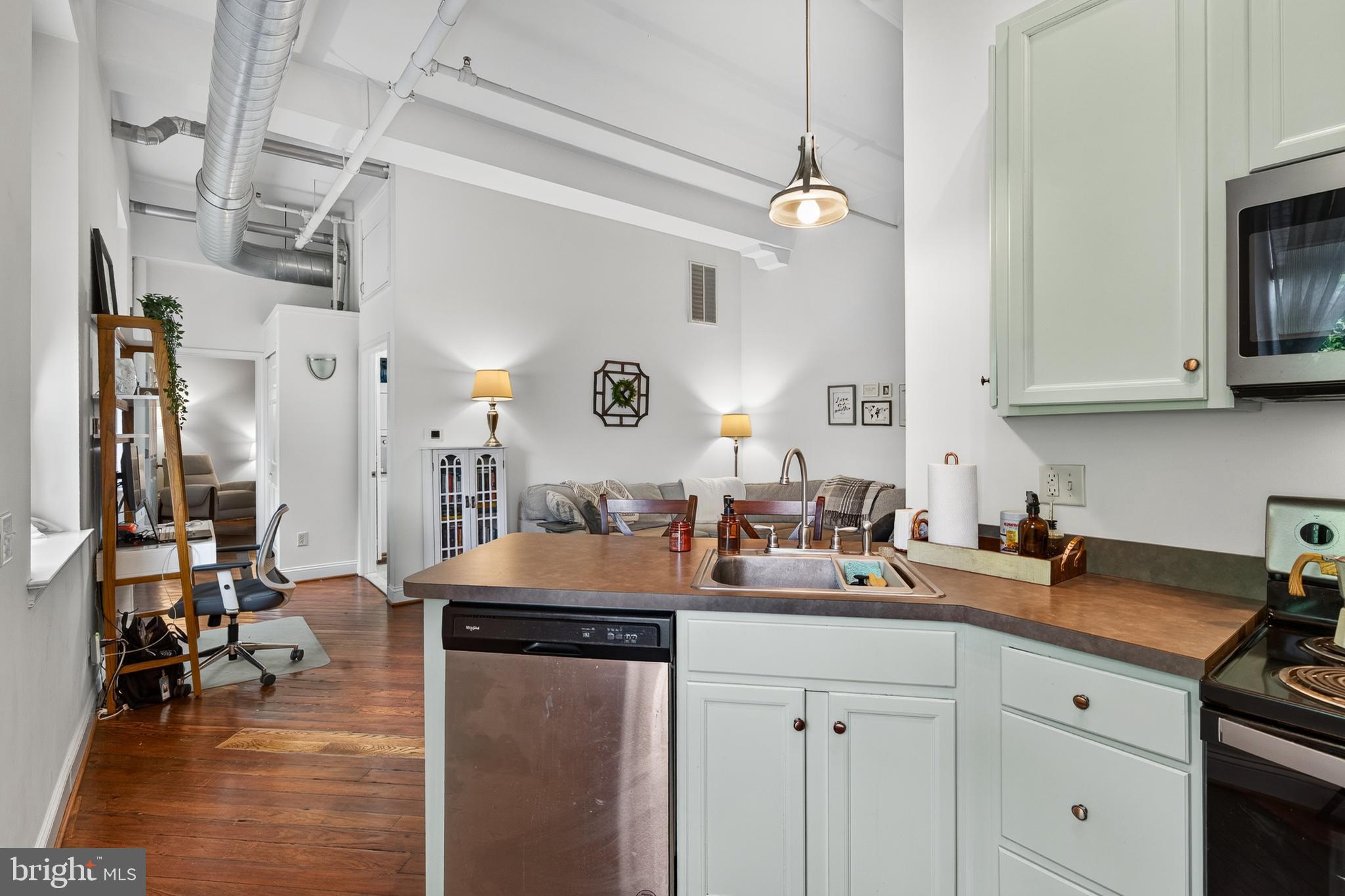 WASHINGTON MILL LOFT - Residential