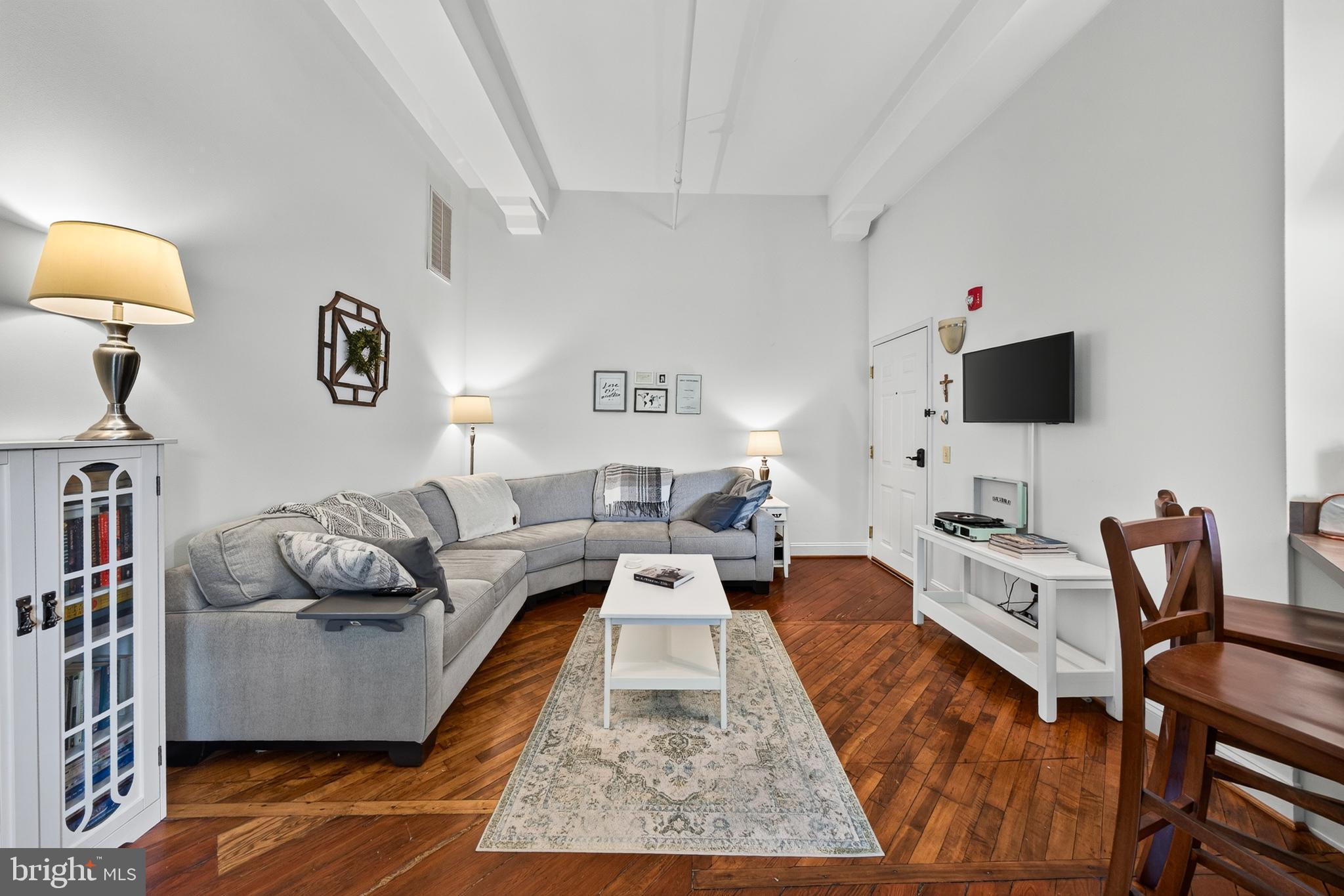 WASHINGTON MILL LOFT - Residential