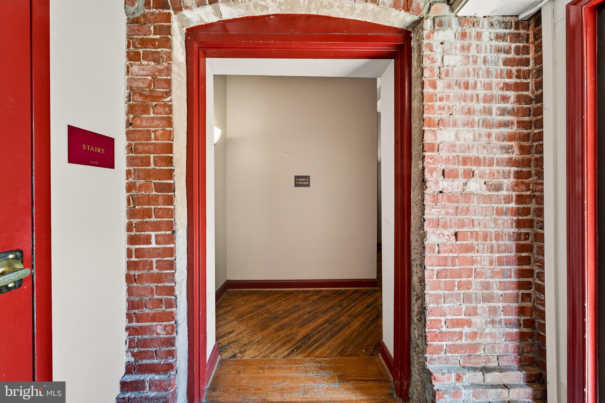 WASHINGTON MILL LOFT - Residential