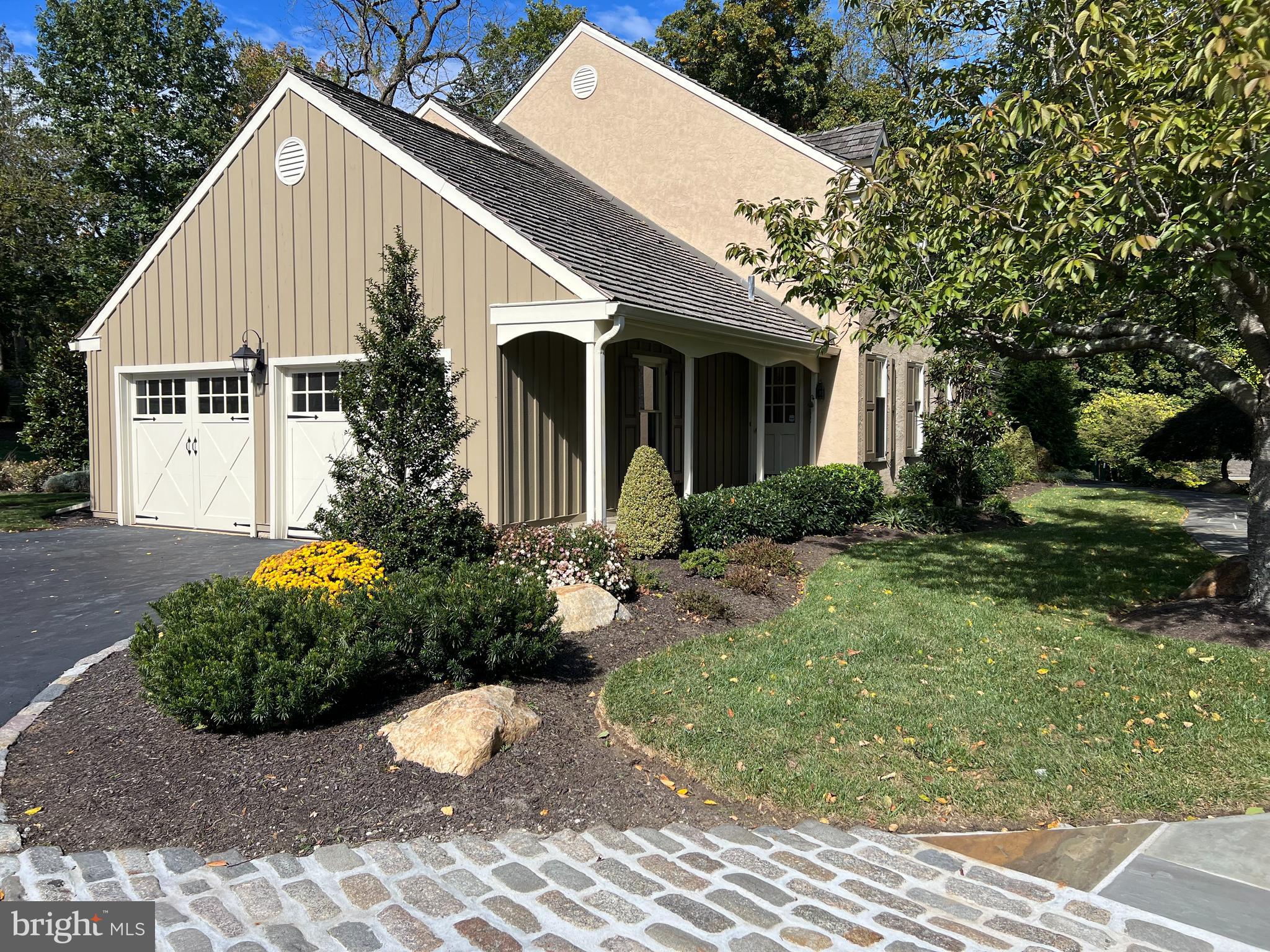 STONEGATE - Residential