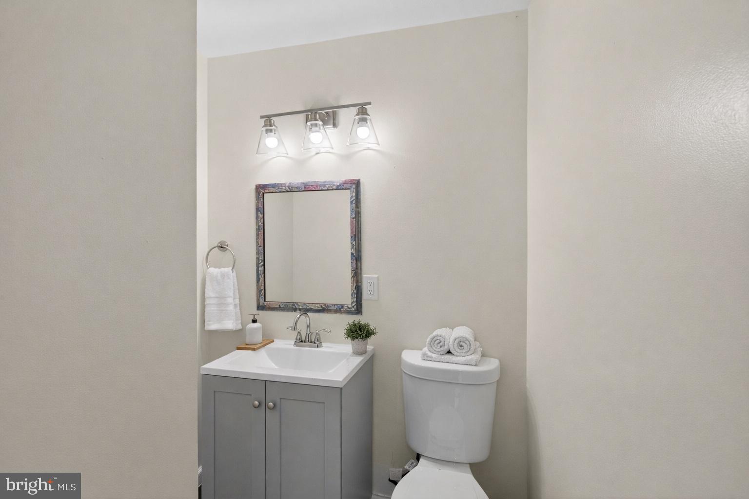 WOODLAND VILLAGE IND HEA - Residential