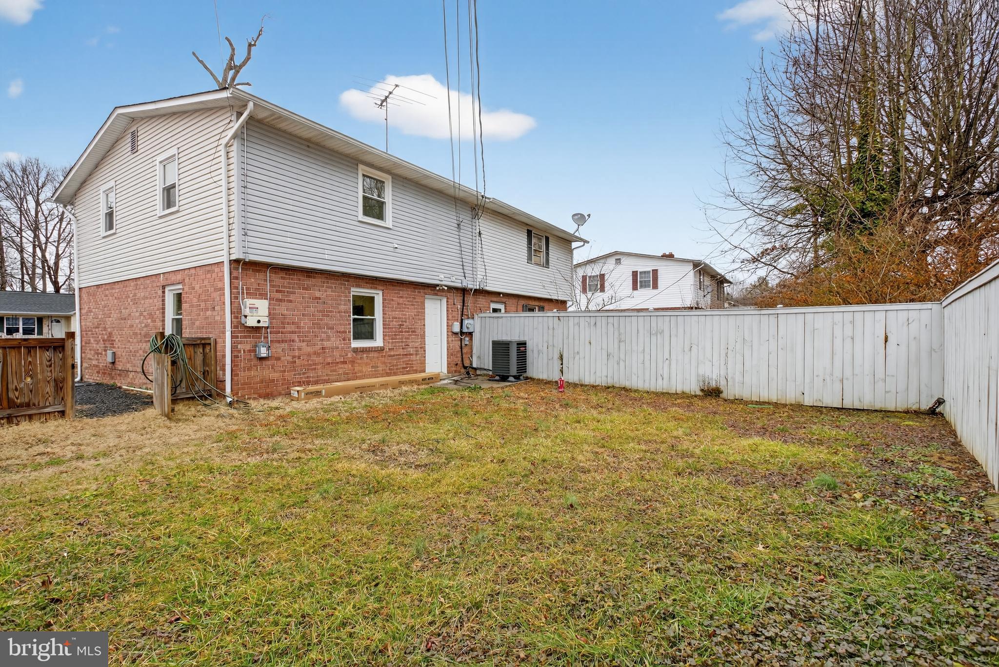 WOODLAND VILLAGE IND HEA - Residential