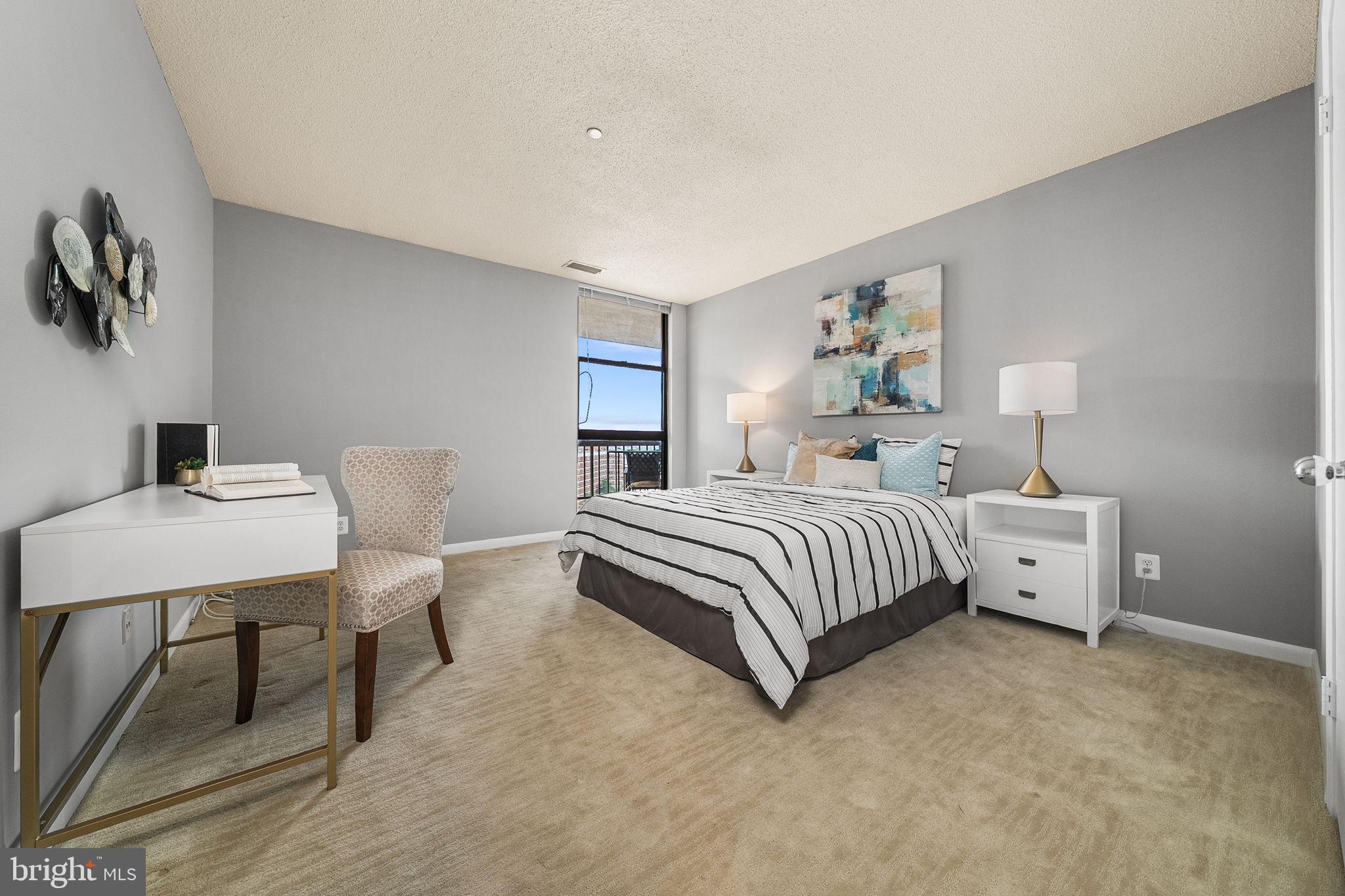 BARKLEY CONDO - Residential