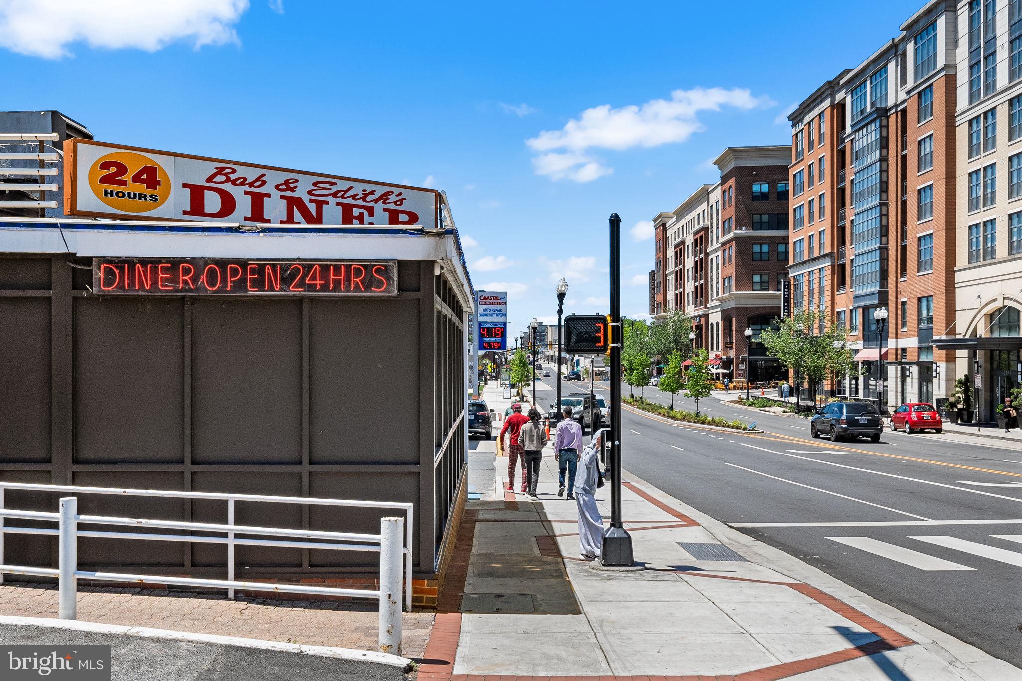 BARKLEY CONDO - Residential