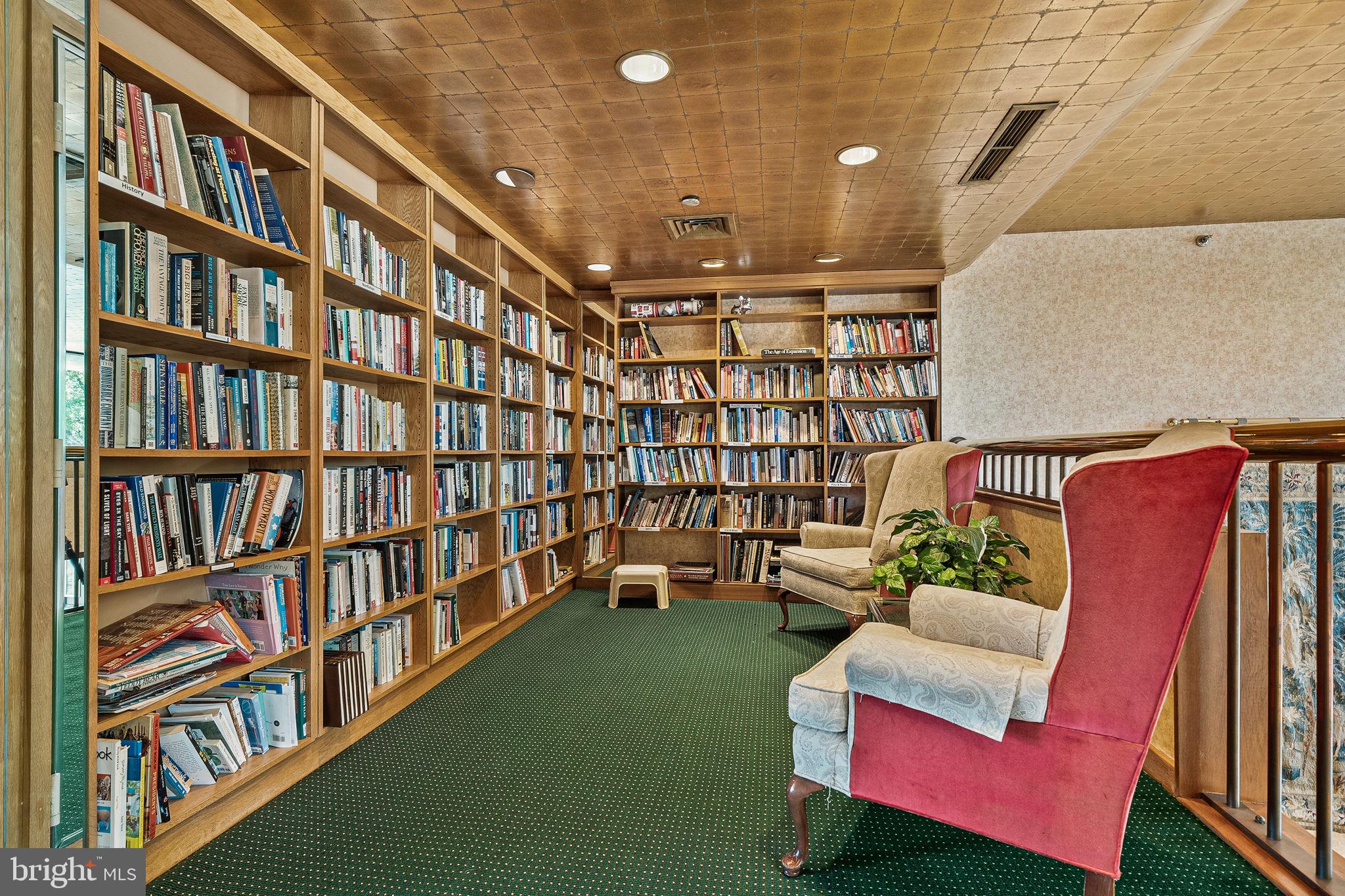 BARKLEY CONDO - Residential