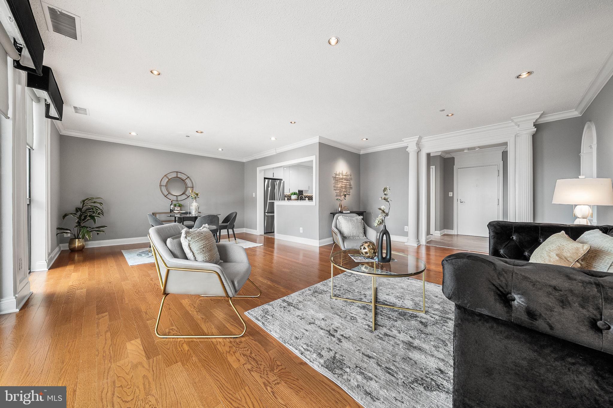 BARKLEY CONDO - Residential