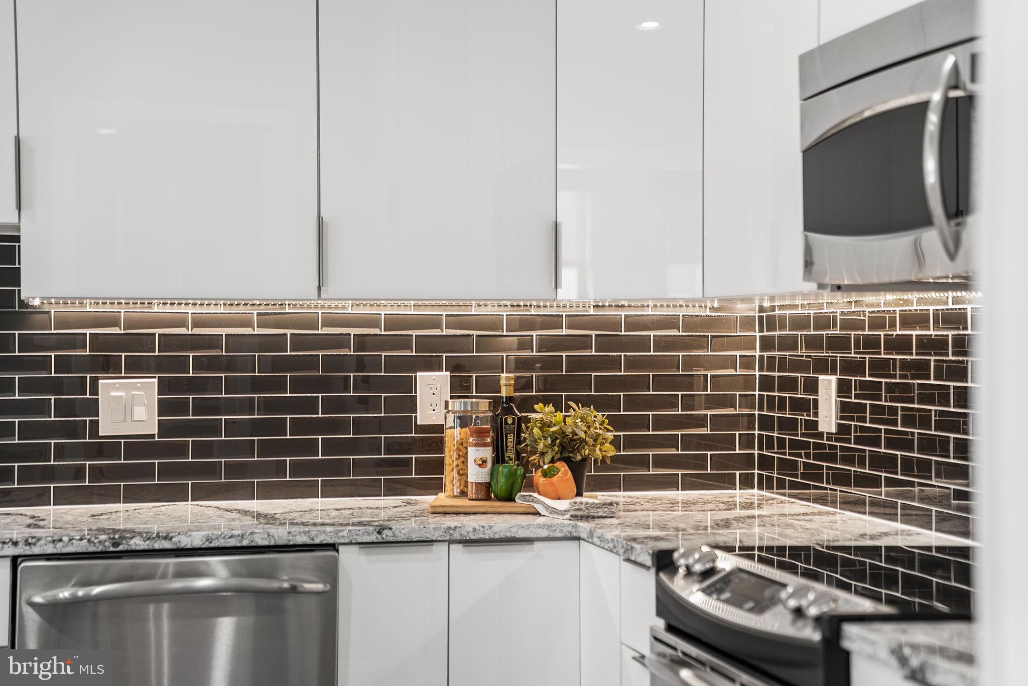 BARKLEY CONDO - Residential