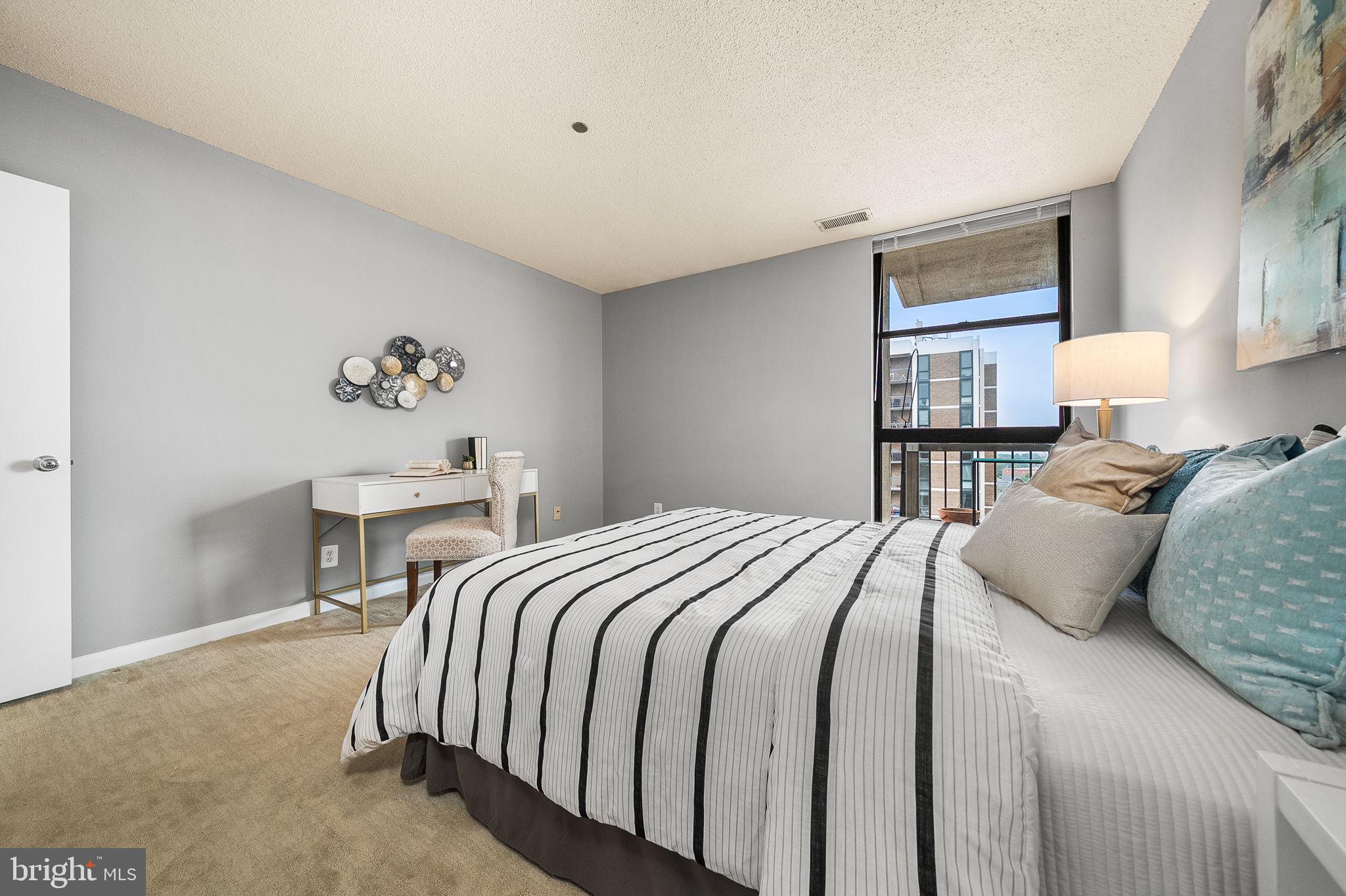 BARKLEY CONDO - Residential