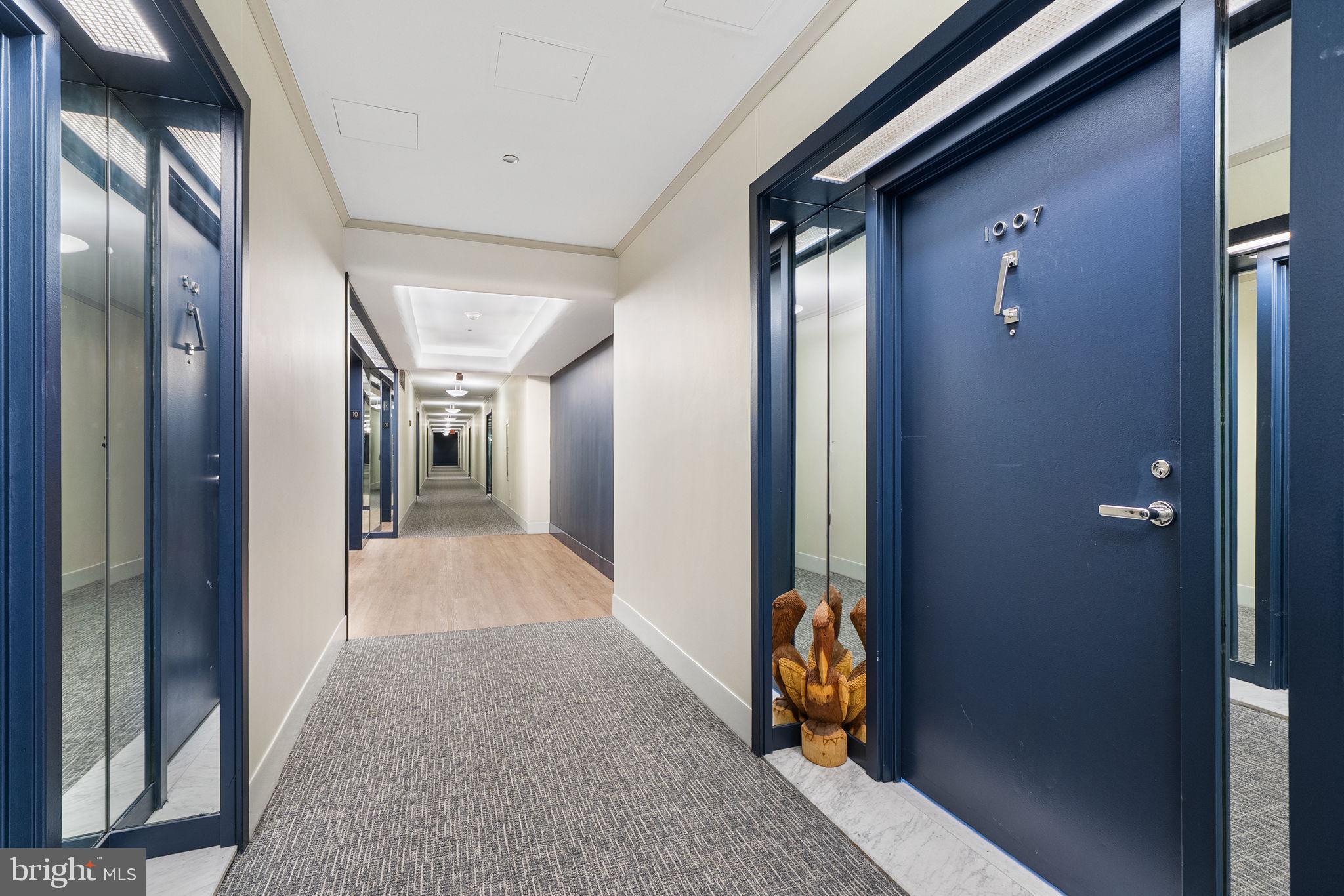 BARKLEY CONDO - Residential