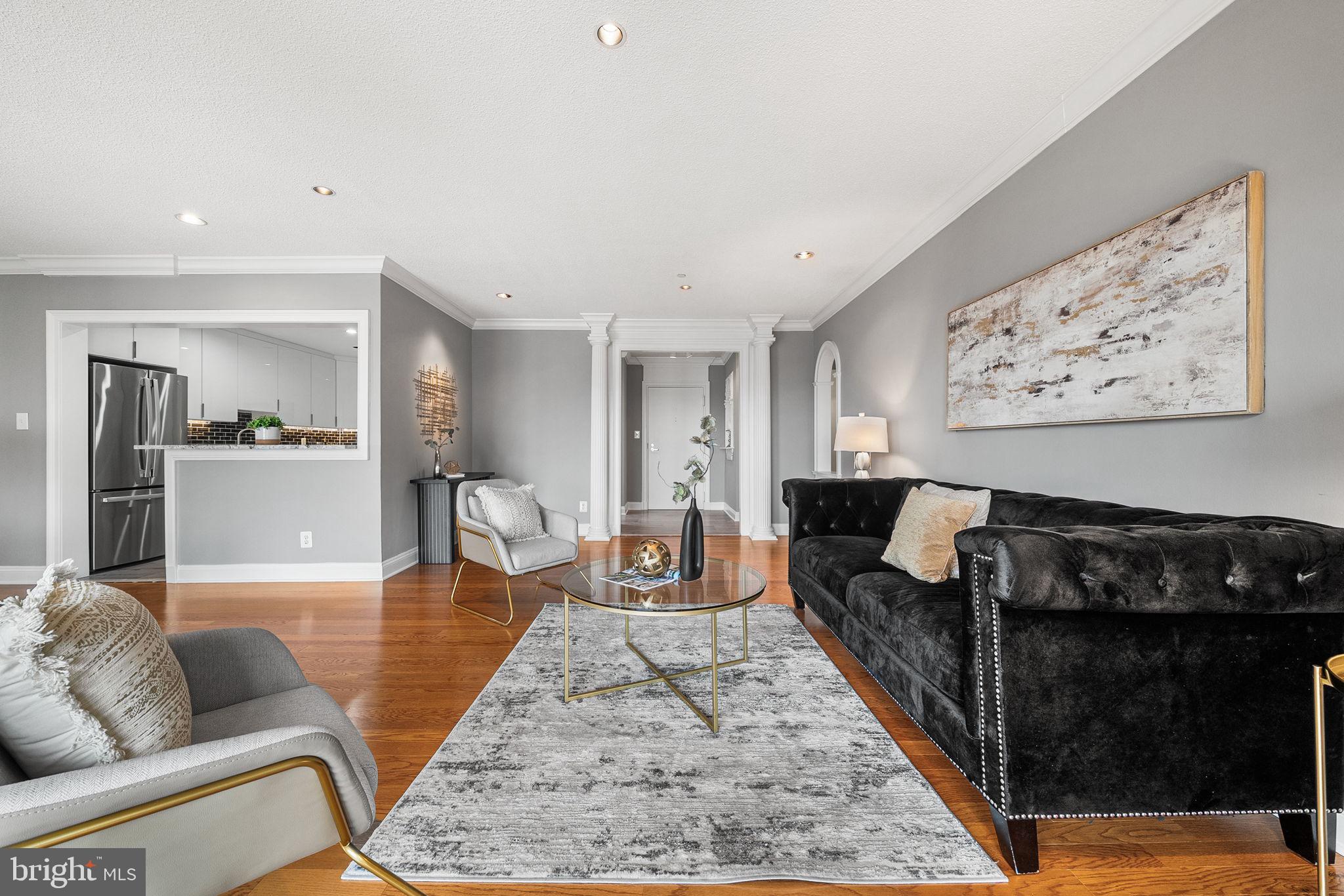 BARKLEY CONDO - Residential