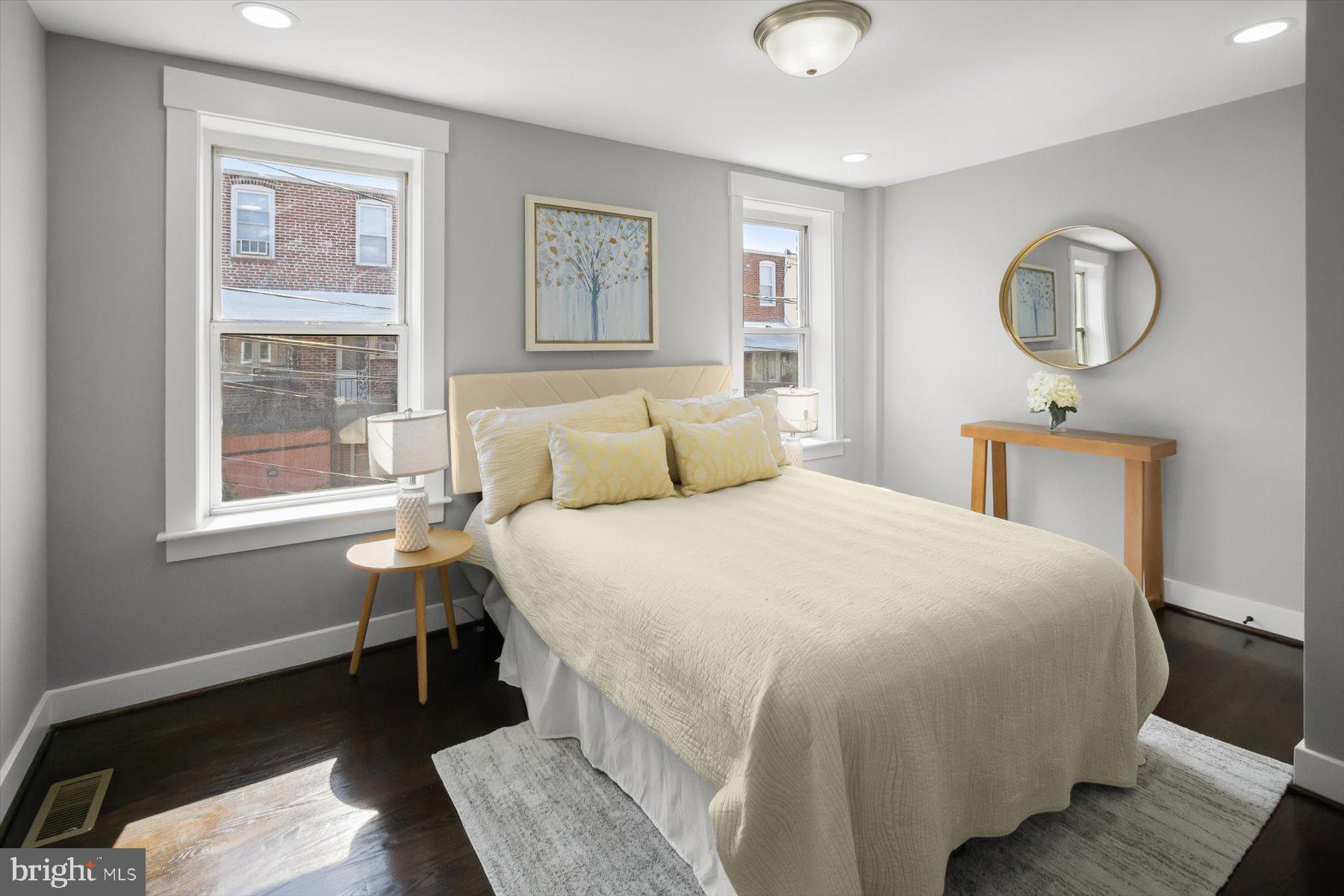 GREEKTOWN - Residential