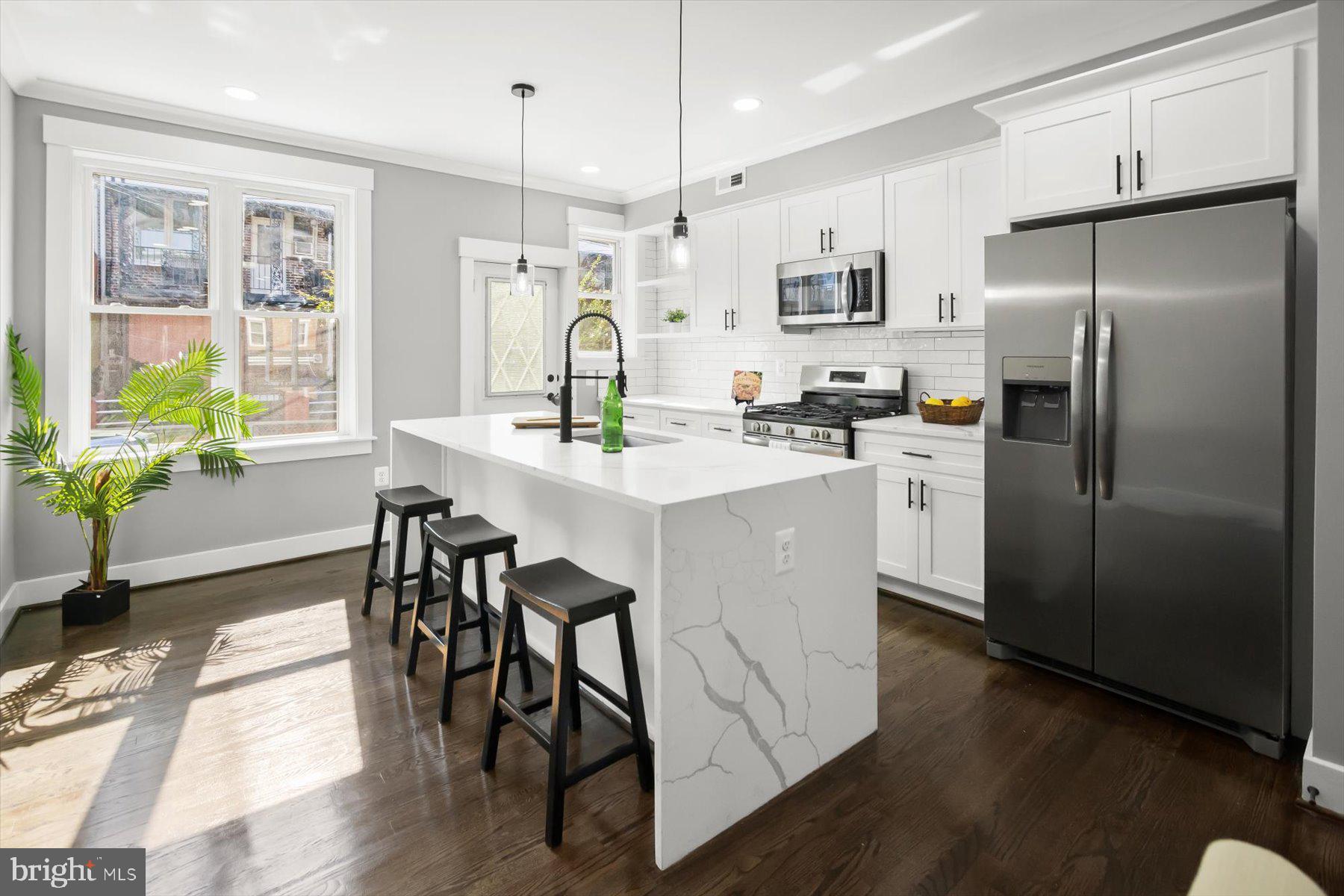 GREEKTOWN - Residential
