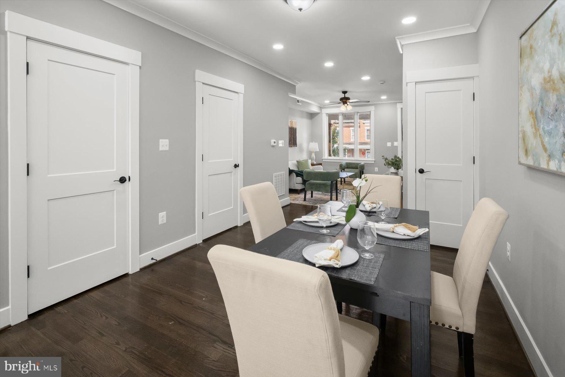 GREEKTOWN - Residential