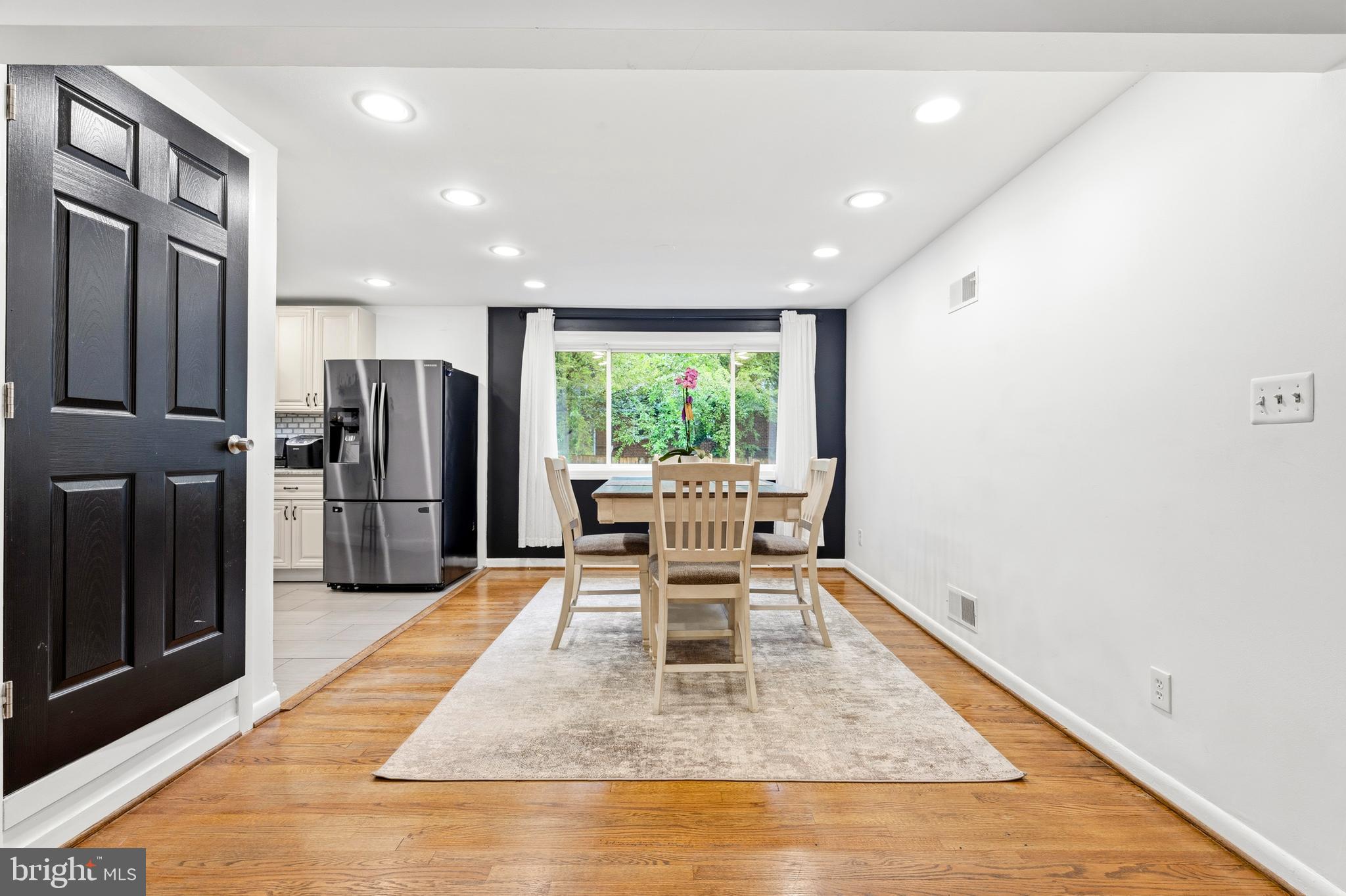 HILLANDALE FOREST - Residential