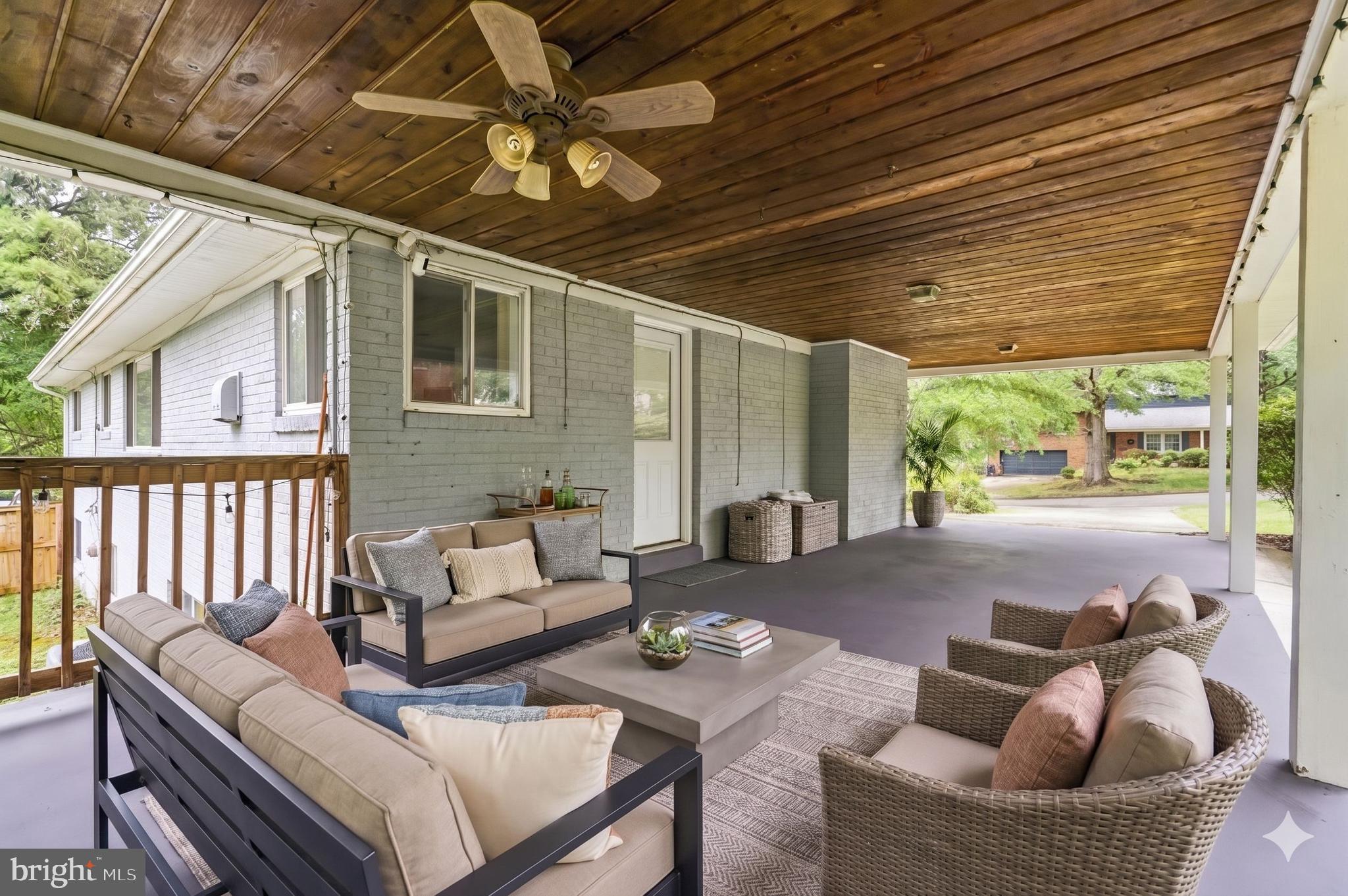 HILLANDALE FOREST - Residential