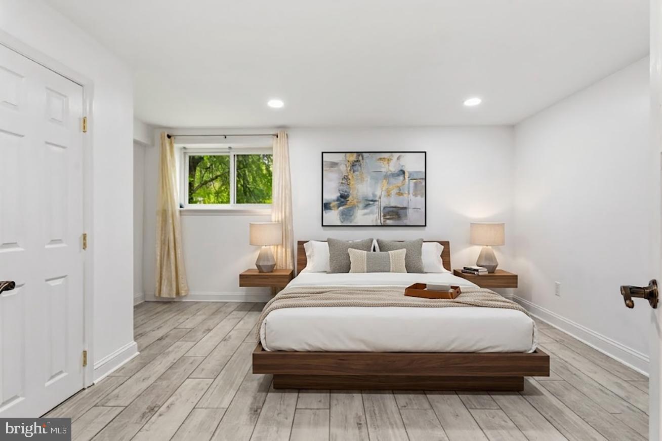 HILLANDALE FOREST - Residential