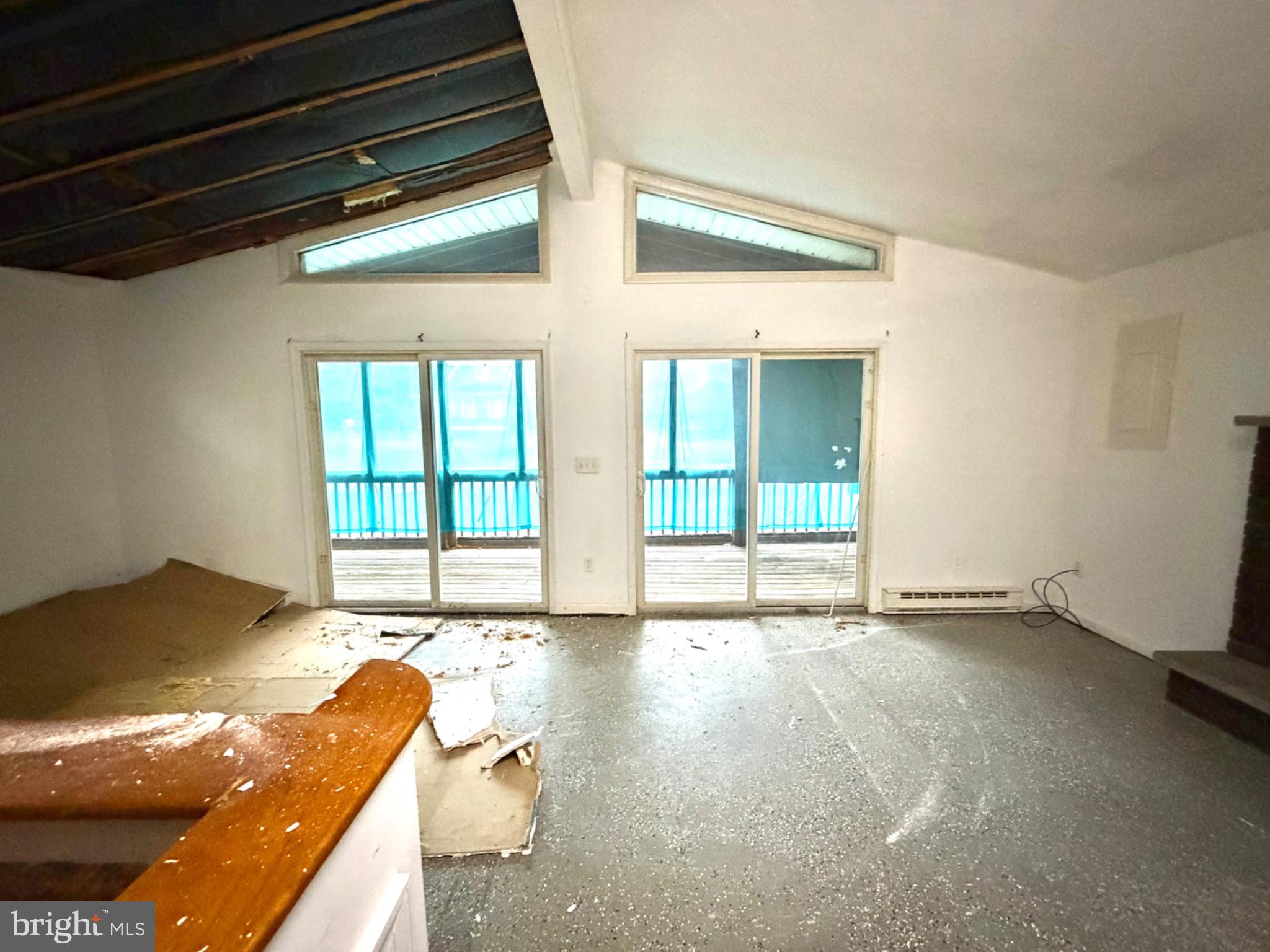 POCONO COUNTRY PLACE - Residential