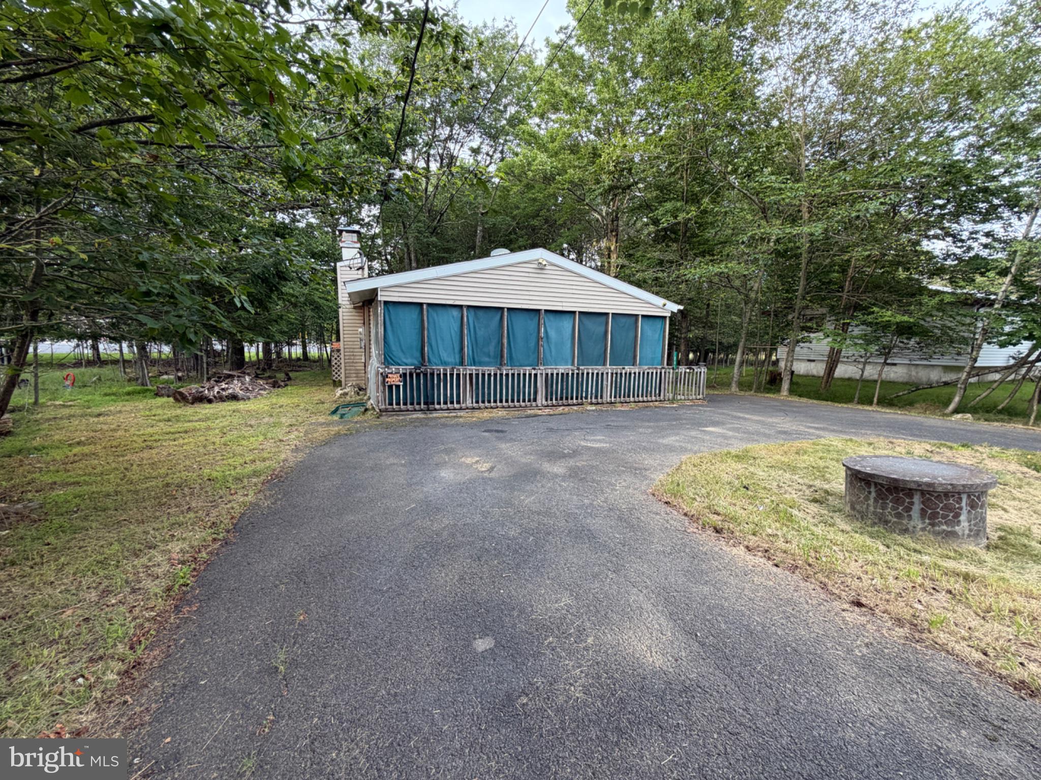 POCONO COUNTRY PLACE - Residential